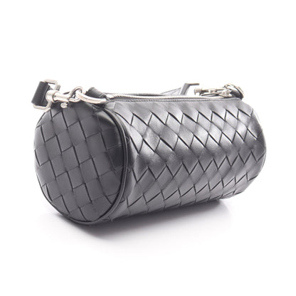 イントレチャート バレル ショルダーバッグ レザー ブラック ボッテガヴェネタ バッグ BOTTEGA VENETA