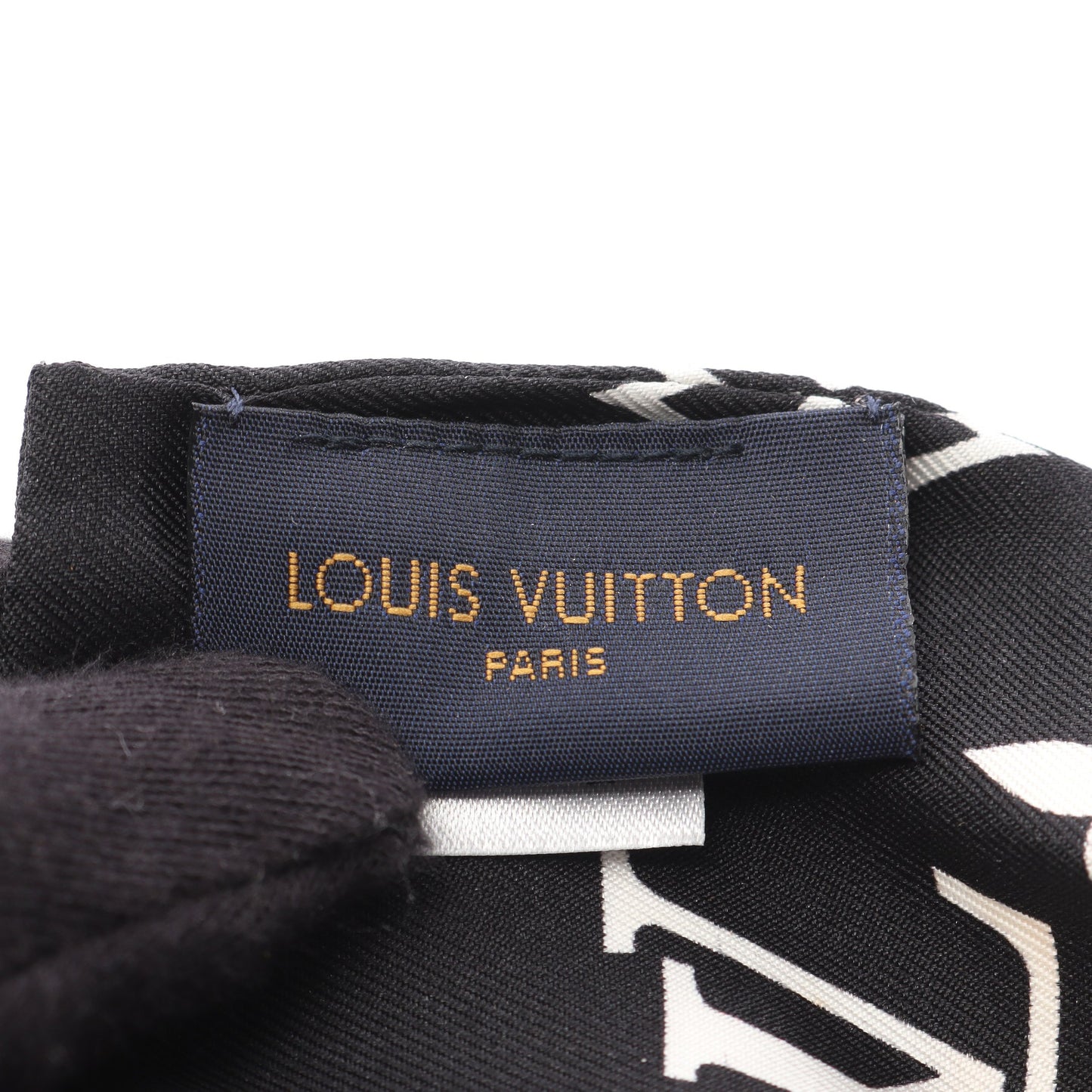 バンドー モノグラム コンフィデンシャル スカーフ シルク ブラック ホワイト マルチカラー ルイヴィトン 財布・小物 LOUIS VUITTON