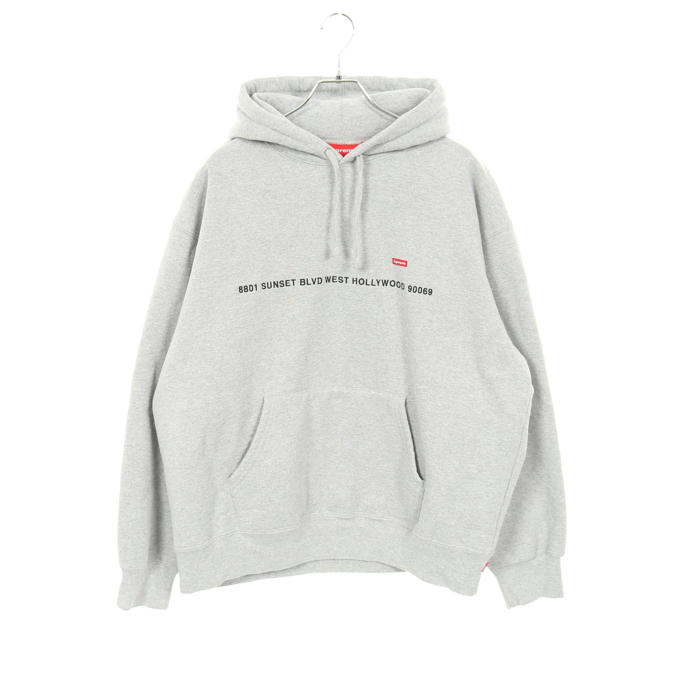 Small Box Hooded Sweatshirt プルオーバーパーカー ロゴ刺繍 Small Box Hooded Sweatshirt プルオーバーパーカー ロゴ刺繍