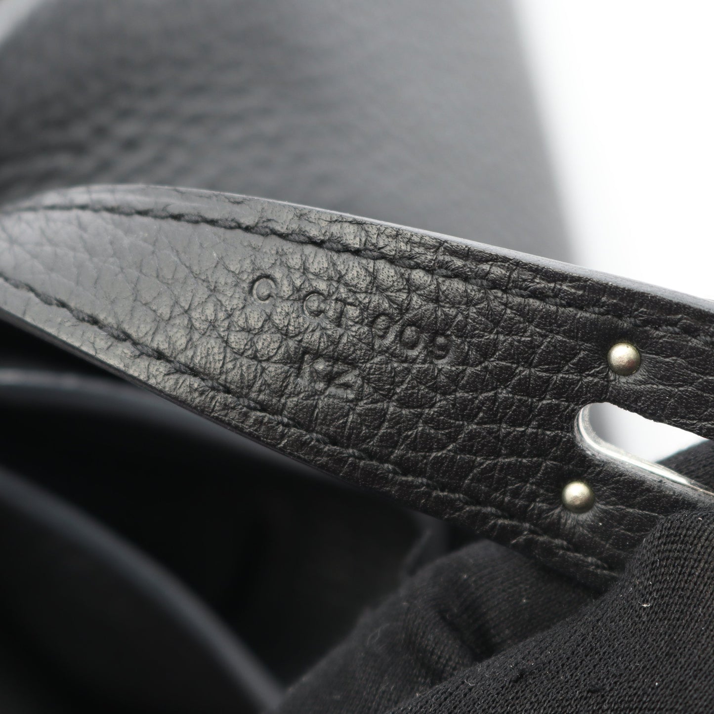 リンディ26 ショルダーバッグ トリヨンクレマンス ブラック シルバー金具 C刻印 エルメス バッグ HERMES