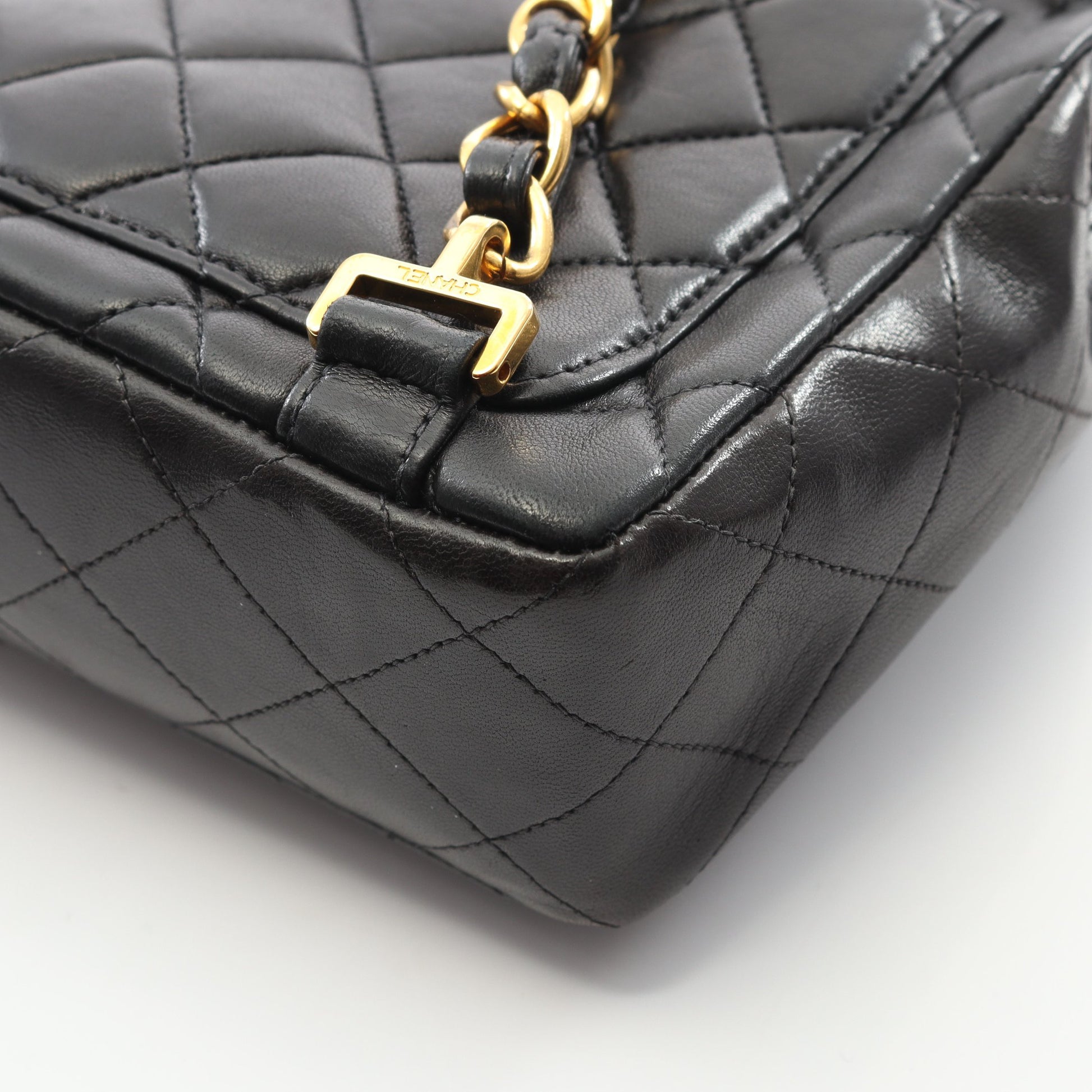 マトラッセ バックパック リュックサック ラムスキン ブラック ゴールド金具 シャネル バッグ CHANEL