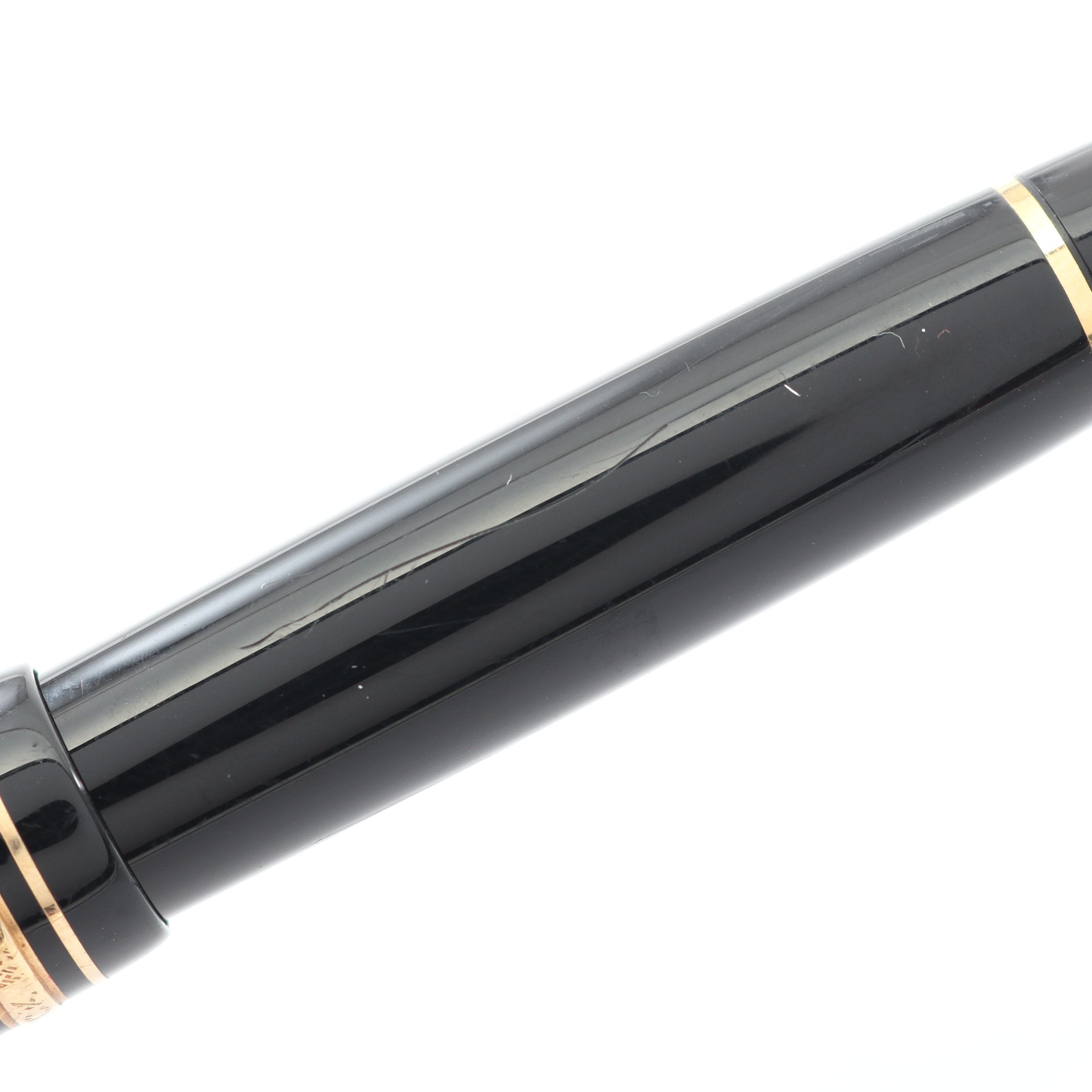 MYのイニシャル入り　モンブラン 万年筆 ペン18K ブラック マイスターシュテュック 万年筆 ステーショナリー レジン 18K ブラック