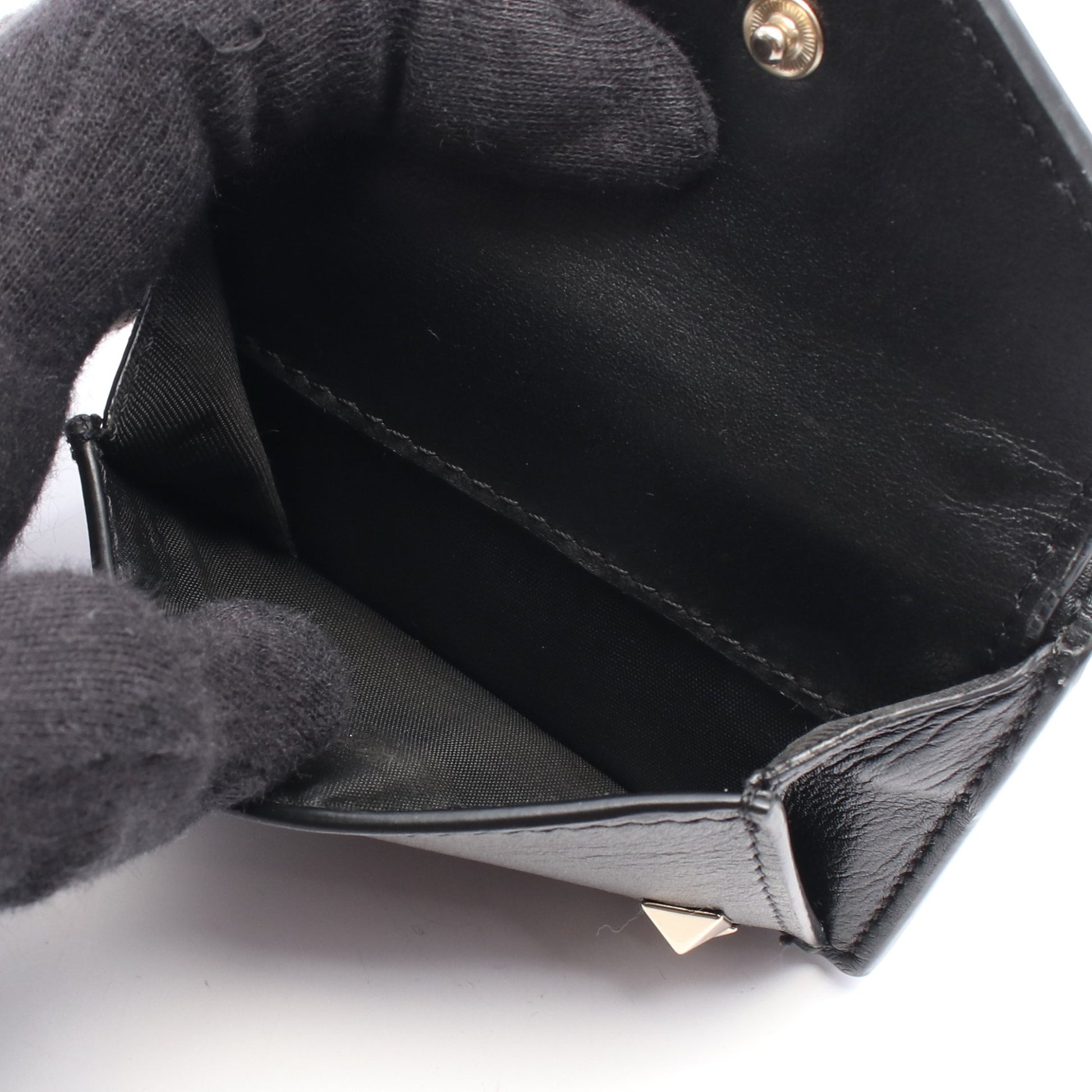 ロックスタッズ スモールウォレット 三つ折り財布 レザー ブラック ヴァレンティノガラヴァーニ 財布・小物 VALENTINO GARAVANI