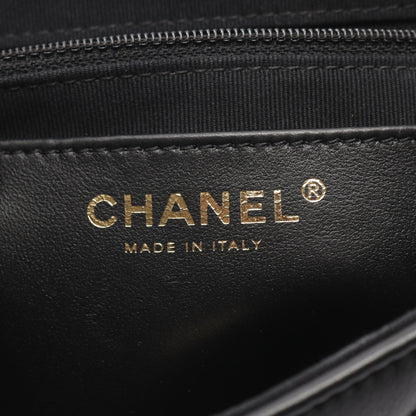 マトラッセ カメリア チェーンショルダーバッグ ロゴメダル ラムスキン ブラック ゴールド金具 シャネル バッグ CHANEL