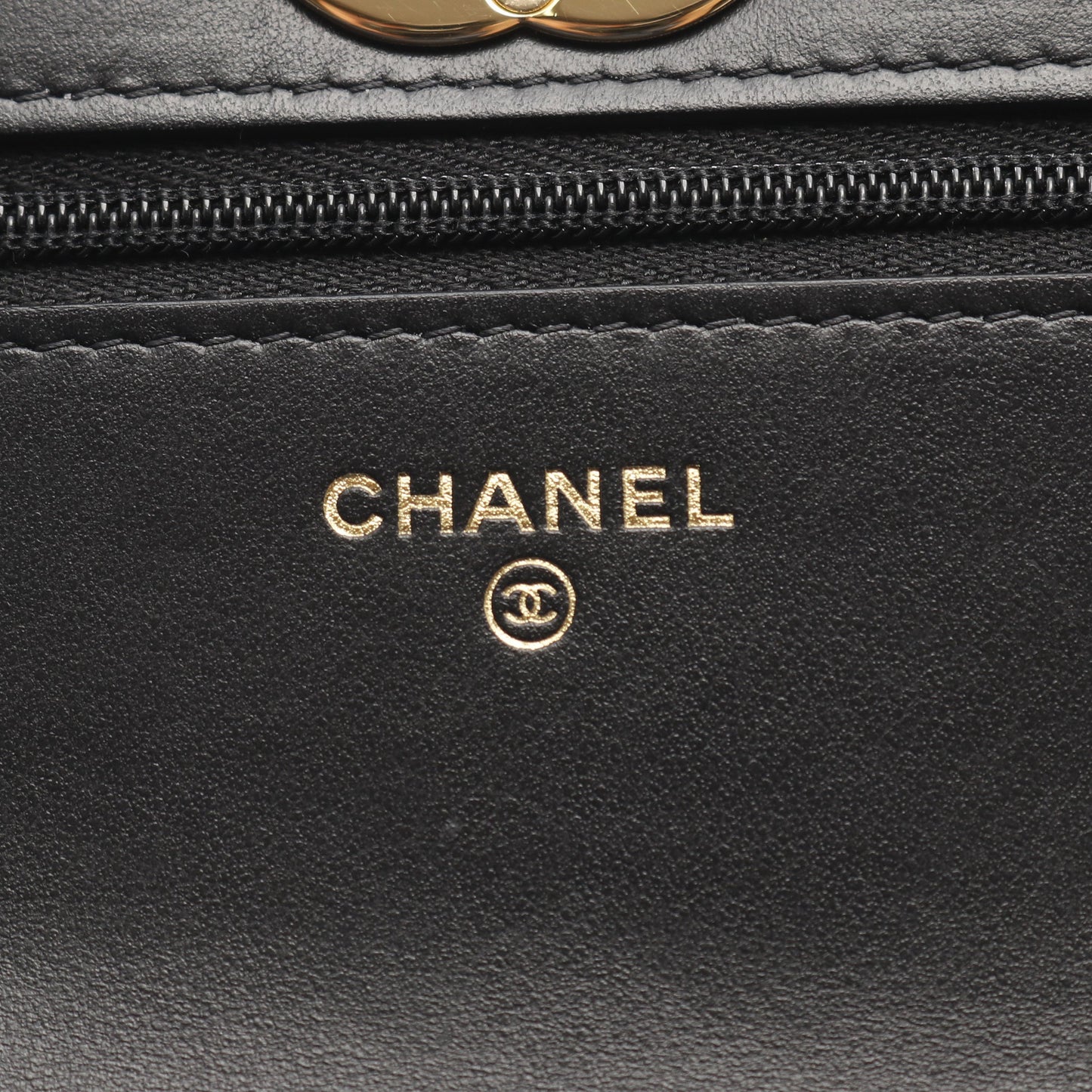 マトラッセ チェーンウォレット レザー ブラック ゴールド金具 シャネル バッグ CHANEL