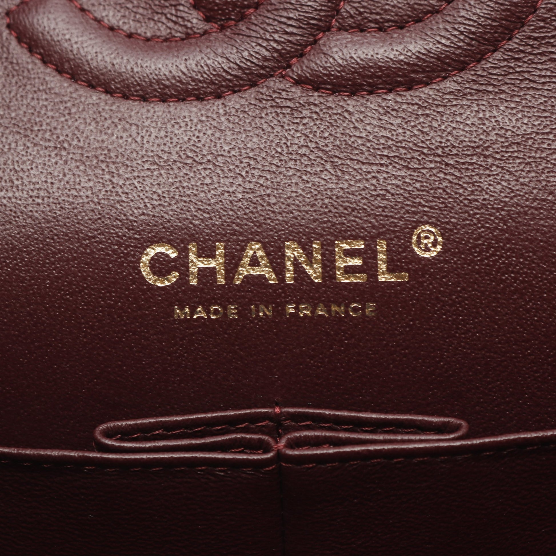 マトラッセ Wフラップ Wチェーンショルダーバッグ キャビアスキン ブラック ゴールド金具 シャネル バッグ CHANEL
