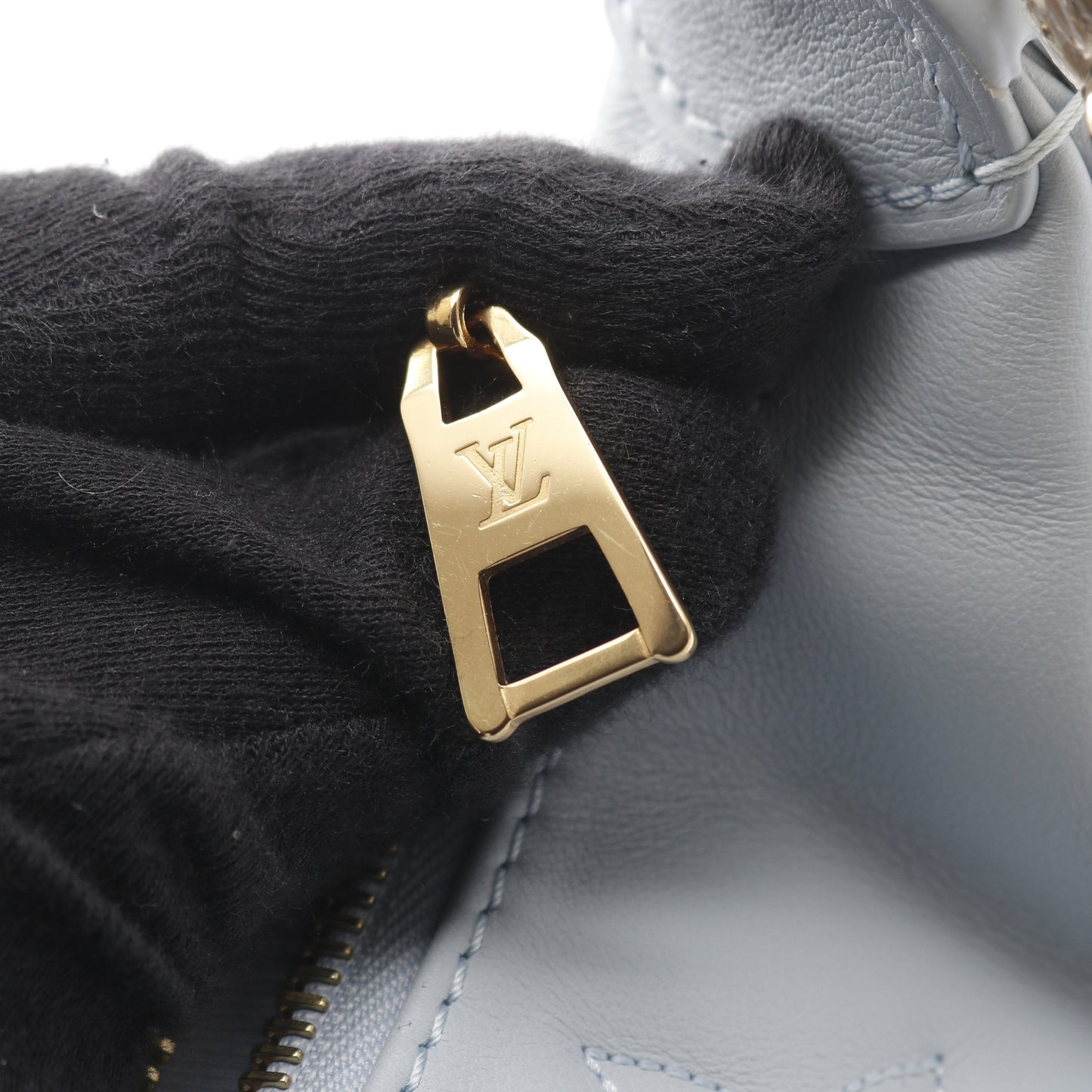 オーバーザムーン バブルグラム ブルーグラシエ チェーンショルダーバッグ レザー ライトブルー 2WAY ルイヴィトン バッグ LOUIS VUITTON