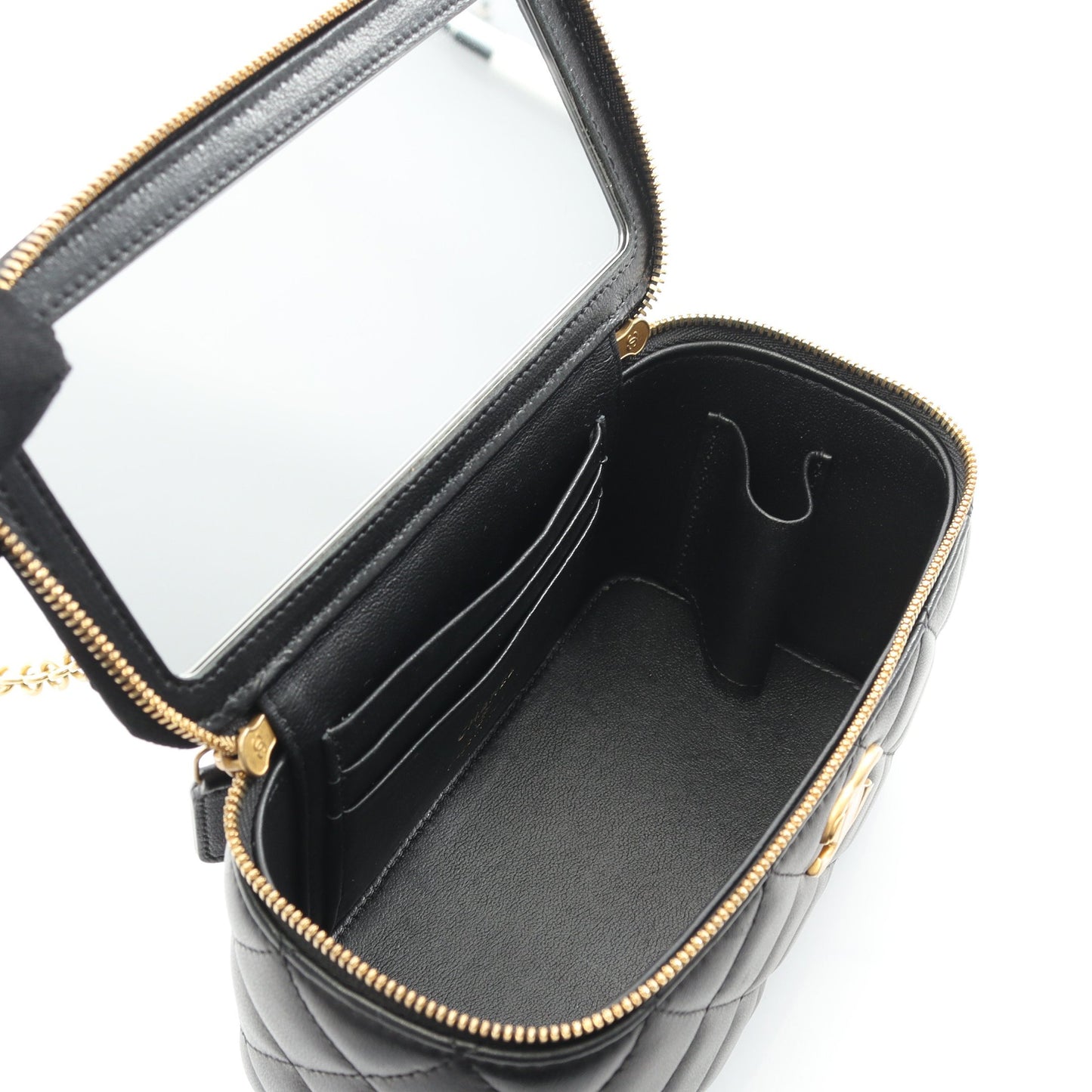 マトラッセ バニティバッグ チェーンショルダーバッグ ラムスキン ブラック ゴールド金具 シャネル バッグ CHANEL