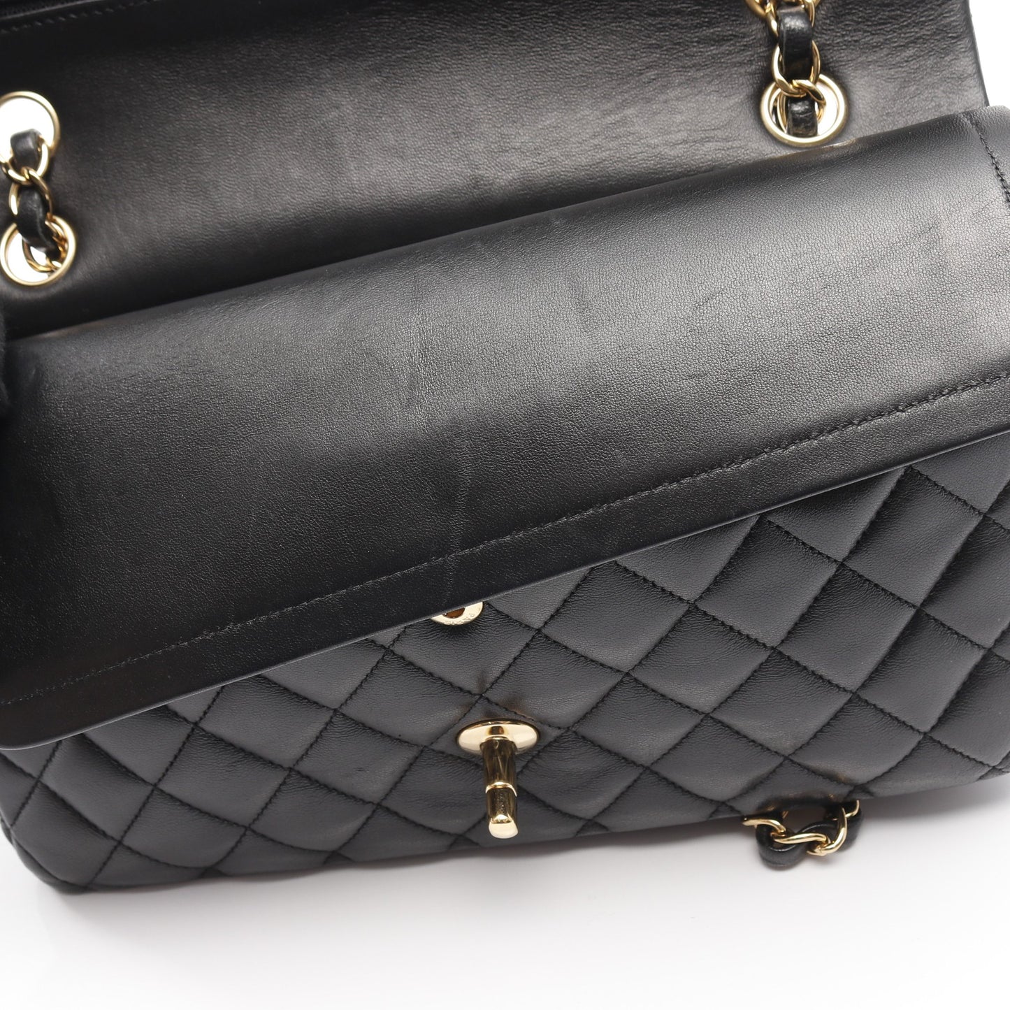 マトラッセ Wフラップ Wチェーンショルダーバッグ ラムスキン ブラック ゴールド金具 シャネル バッグ CHANEL