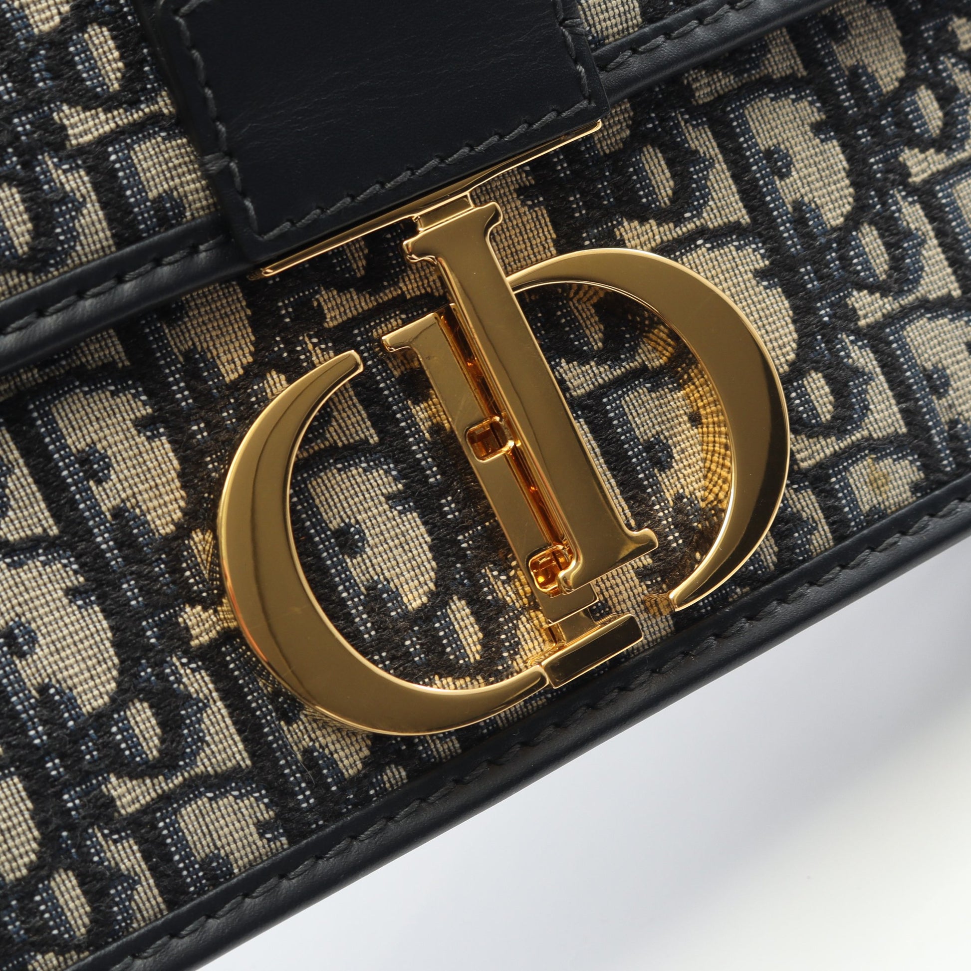 30 MONTAIGNE オブリーク ジャカード ショルダーバッグ キャンバス レザー ネイビー ベージュ クリスチャンディオール バッグ Christian Dior