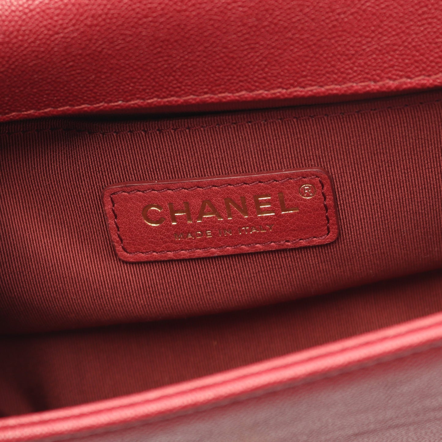 ボーイシャネル スモール チェーンショルダーバッグ キャビアスキン レッド ゴールド金具 シャネル バッグ CHANEL