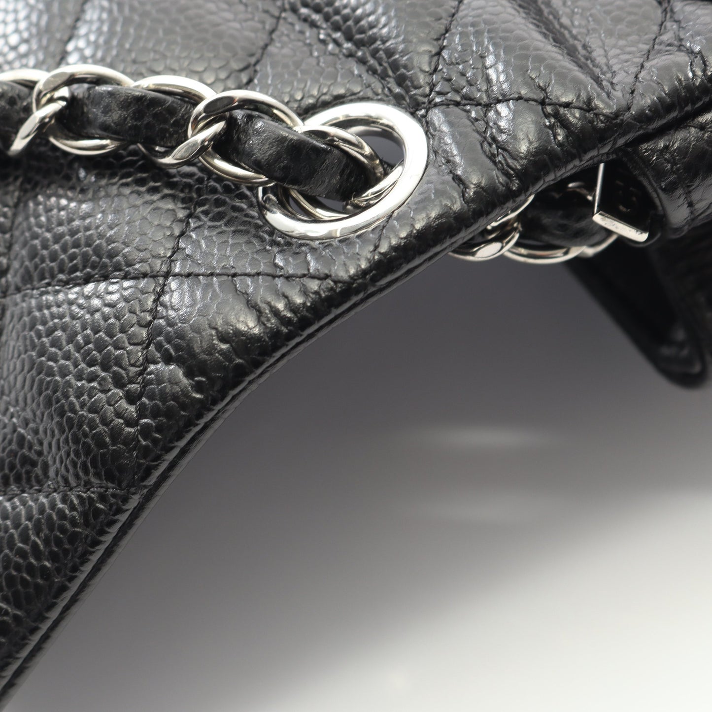 ミニマトラッセ チェーンショルダーバッグ キャビアスキン ブラック シルバー金具 シャネル バッグ CHANEL