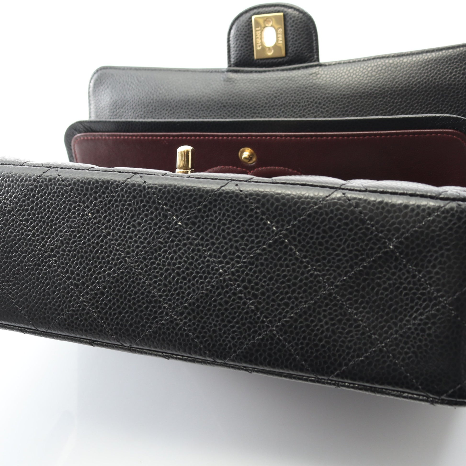 マトラッセ Wフラップ Wチェーンショルダーバッグ キャビアスキン ブラック ゴールド金具 シャネル バッグ CHANEL