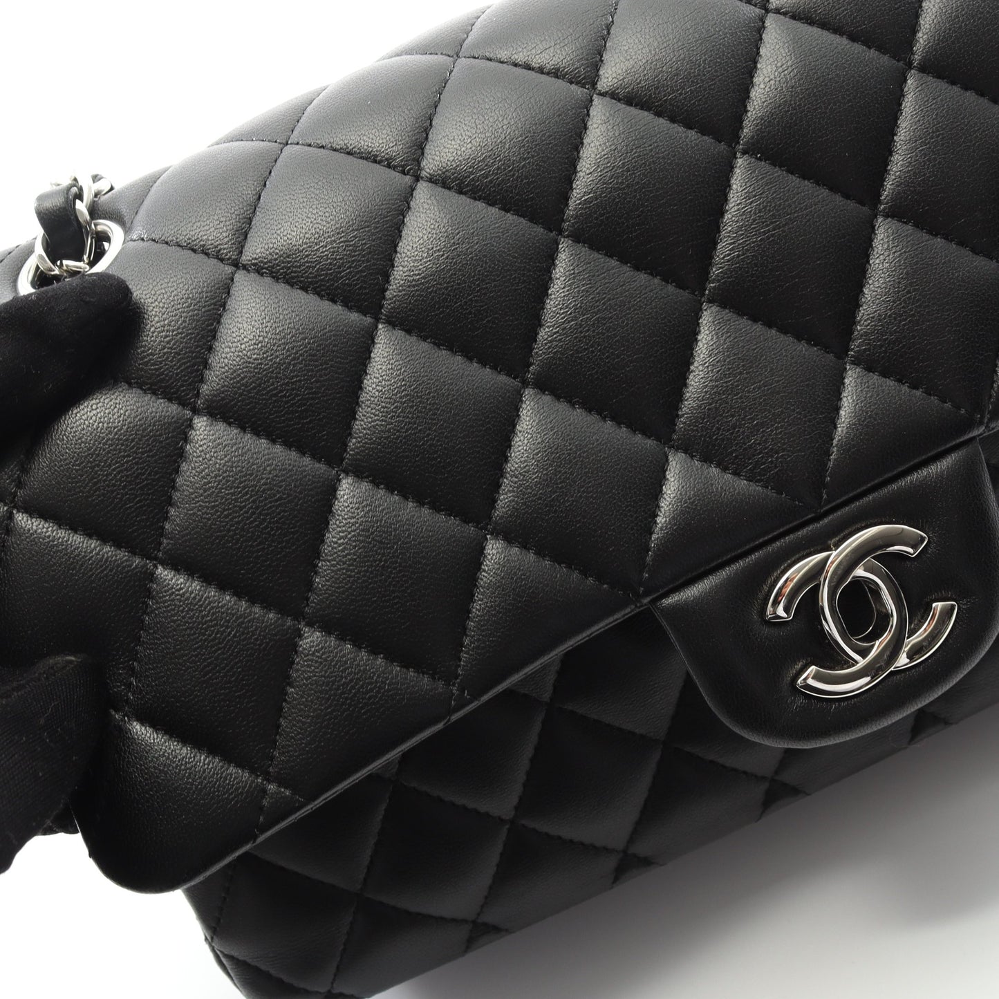 マトラッセ Wフラップ Wチェーンショルダーバッグ ラムスキン ブラック ゴールド金具 シャネル バッグ CHANEL