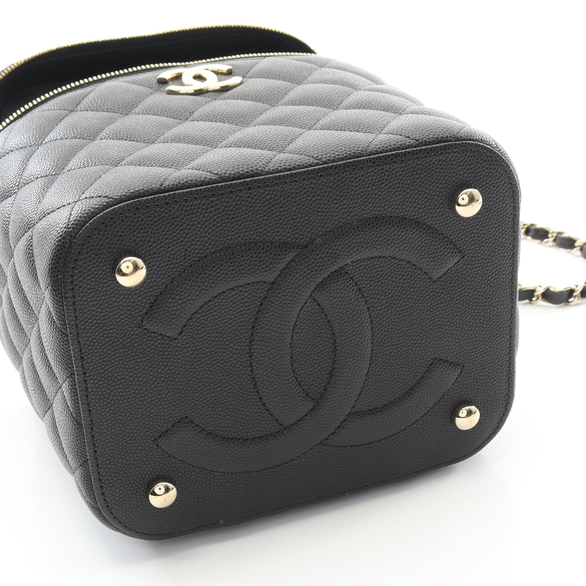 マトラッセ チェーンショルダーバッグ キャビアスキン ブラック ゴールド金具 2WAY シャネル バッグ CHANEL