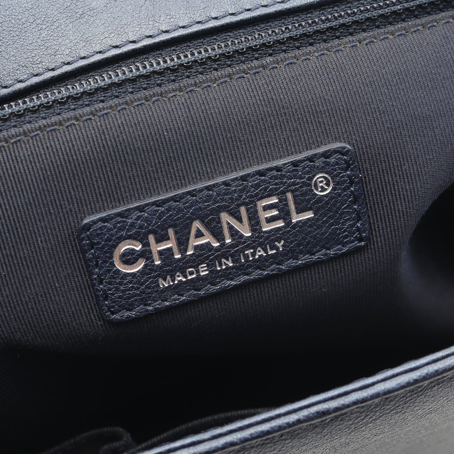 ボーイシャネル チェーンショルダーバッグ レザー ネイビー アンティークシルバー金具 シャネル バッグ CHANEL
