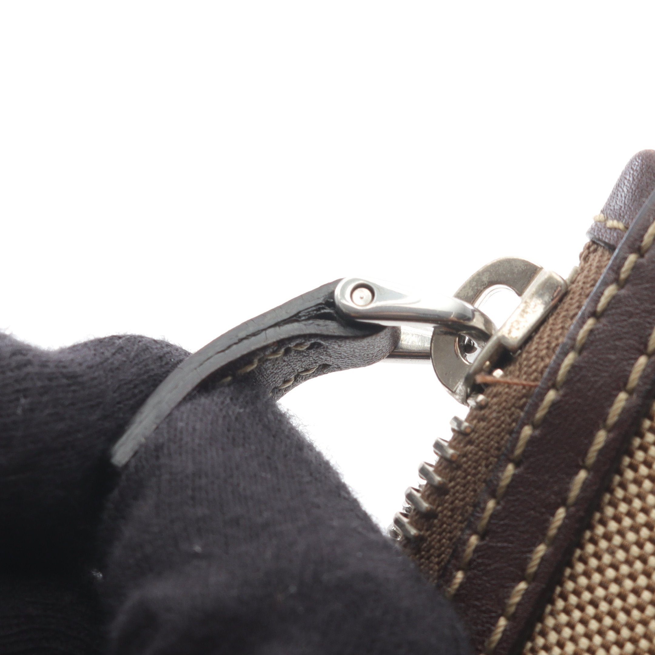 ロゴジャガード ポーチ キャンバス レザー ベージュ ダークブラウン