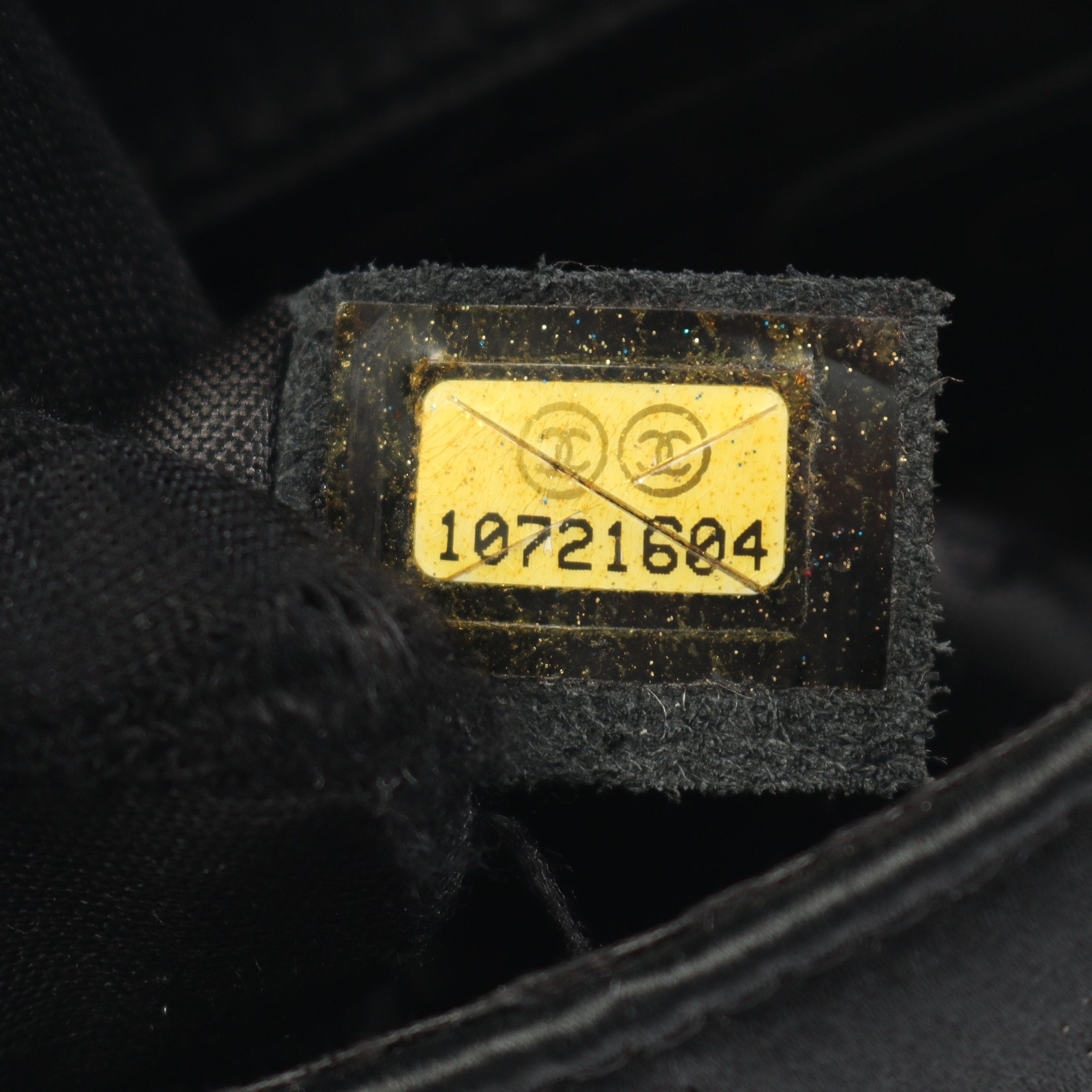 日本未発売 BCBG ブラック チェーンショルダーバッグ ゴールド金具 セリーヌ CELINE チェーンショルダーバッグ 197993 ブラックGD金具