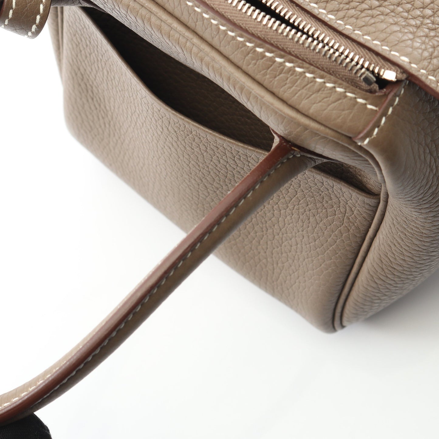 リンディ26 エトゥープ ショルダーバッグ トリヨンクレマンス グレーブラウン シルバー金具 X刻印 エルメス バッグ HERMES
