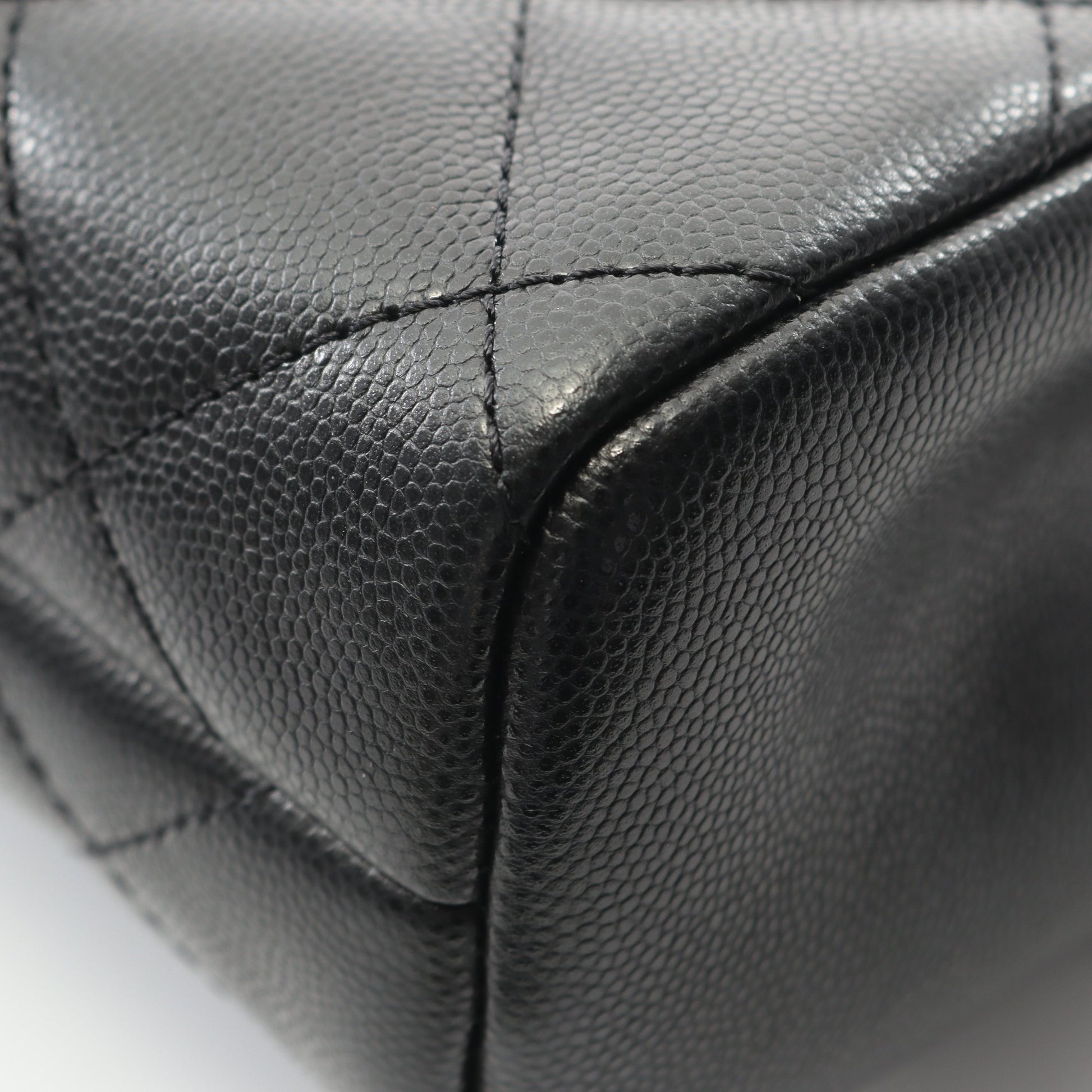マトラッセ トップハンドル チェーンショルダーバッグ キャビアスキン ブラック ゴールド金具 2WAY シャネル バッグ CHANEL