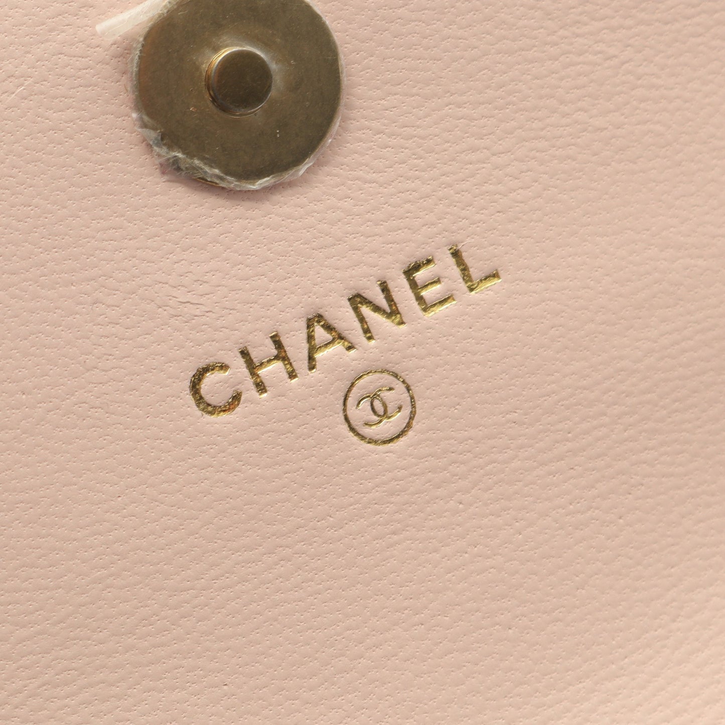 マトラッセ フォンケース チェーンショルダーバッグ レザー ライトピンク ゴールド金具 シャネル バッグ CHANEL