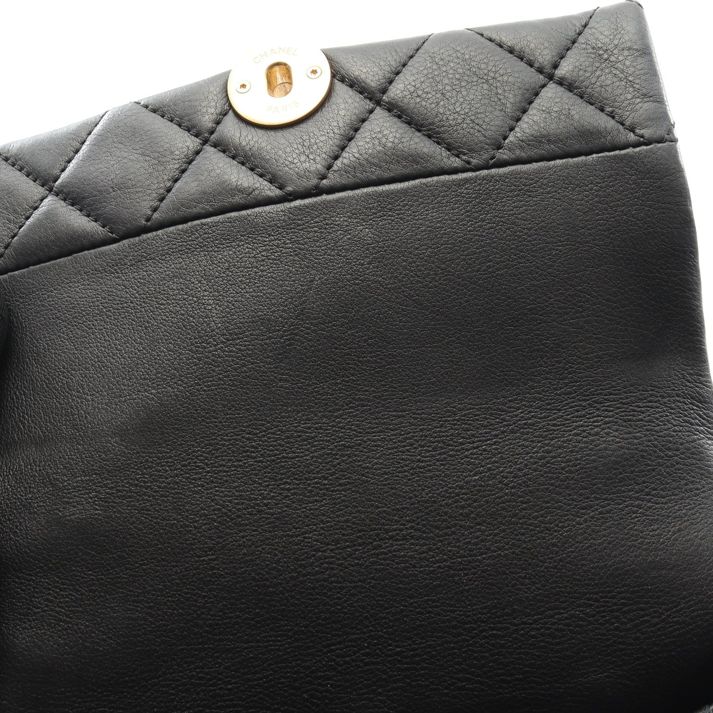 ミニマトラッセ チェーンショルダーバッグ レザー ブラック ゴールド金具 シャネル バッグ CHANEL