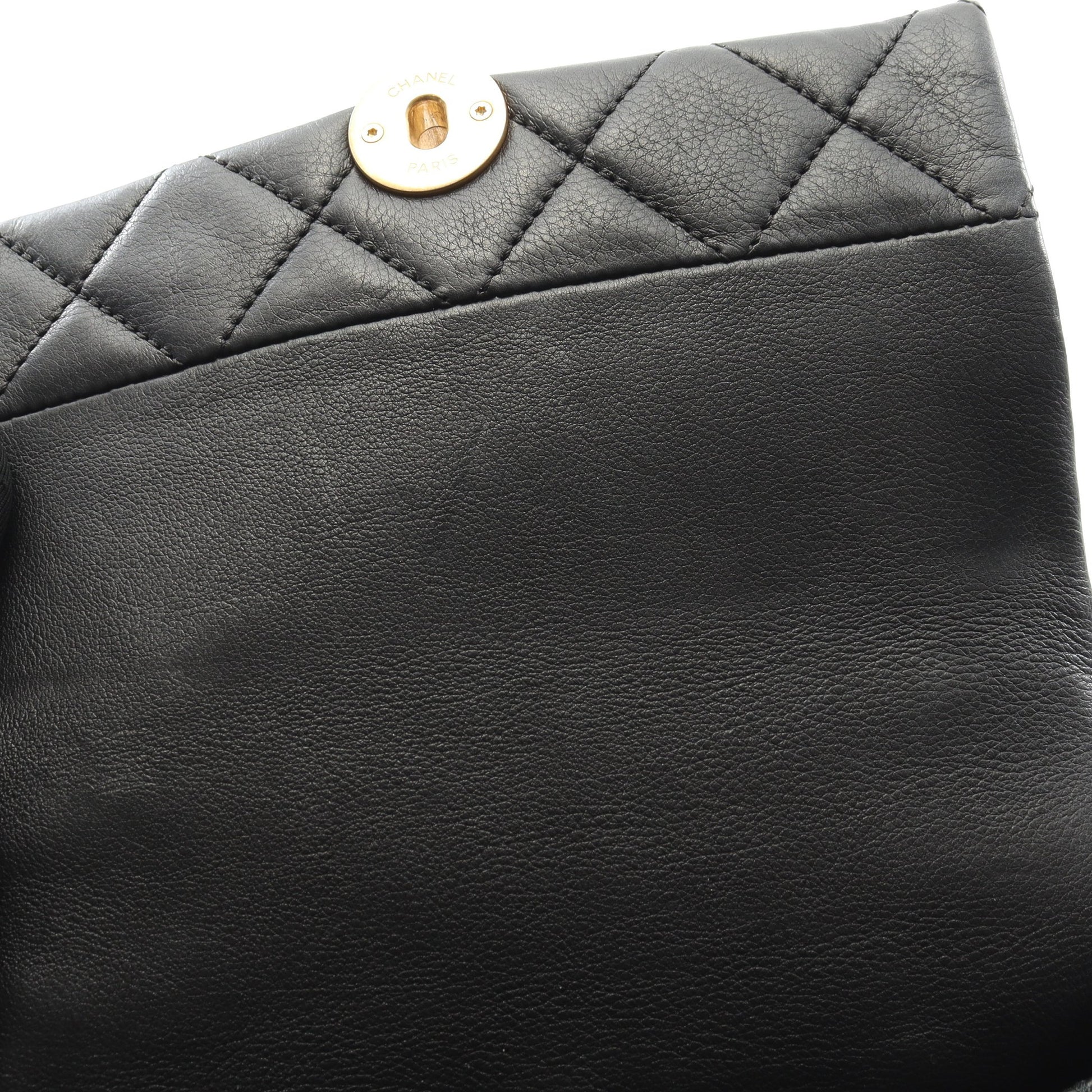ミニマトラッセ チェーンショルダーバッグ レザー ブラック ゴールド金具 シャネル バッグ CHANEL