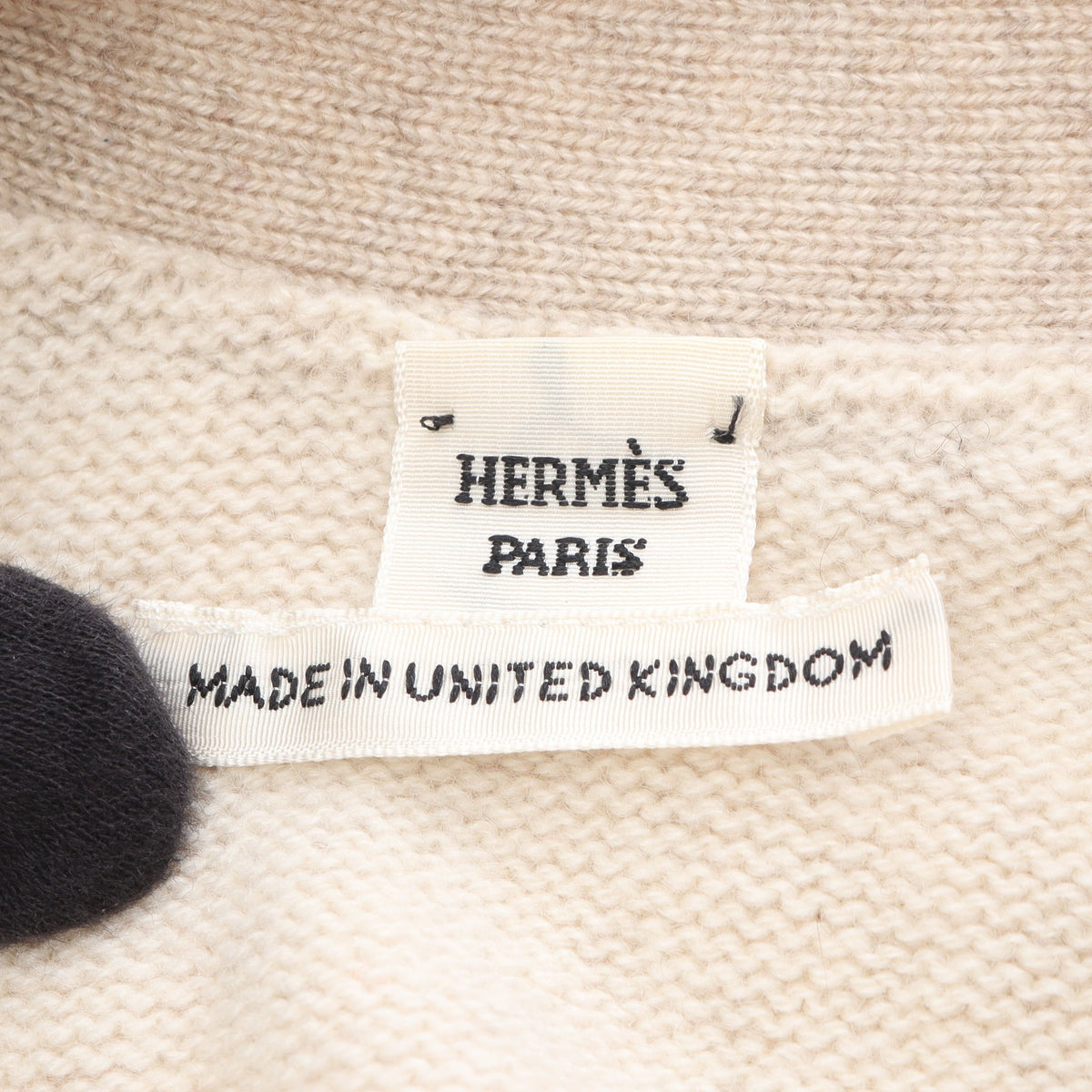 セリエボタン ニット ベスト カシミヤ ベージュ エルメス トップス HERMES