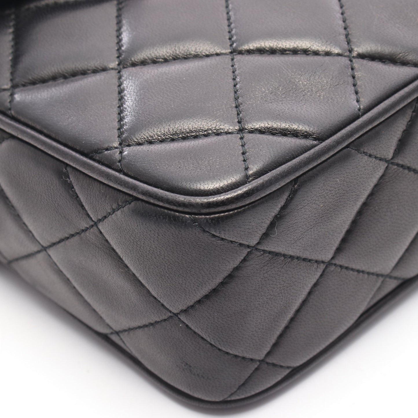 チェーンショルダーバッグ ラムスキン ブラック ゴールド金具 フリンジ ヴィンテージ シャネル バッグ CHANEL