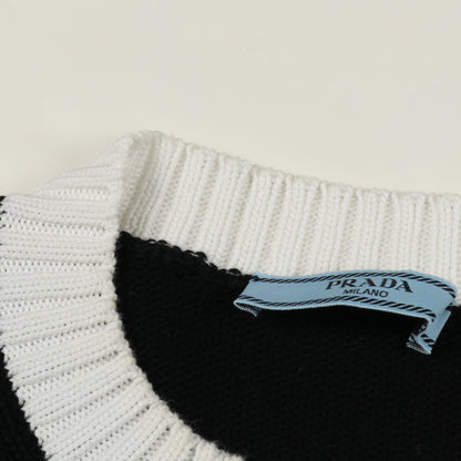 ロゴ セーター ニット クルーネック コットン ブラック ホワイト プラダ トップス PRADA