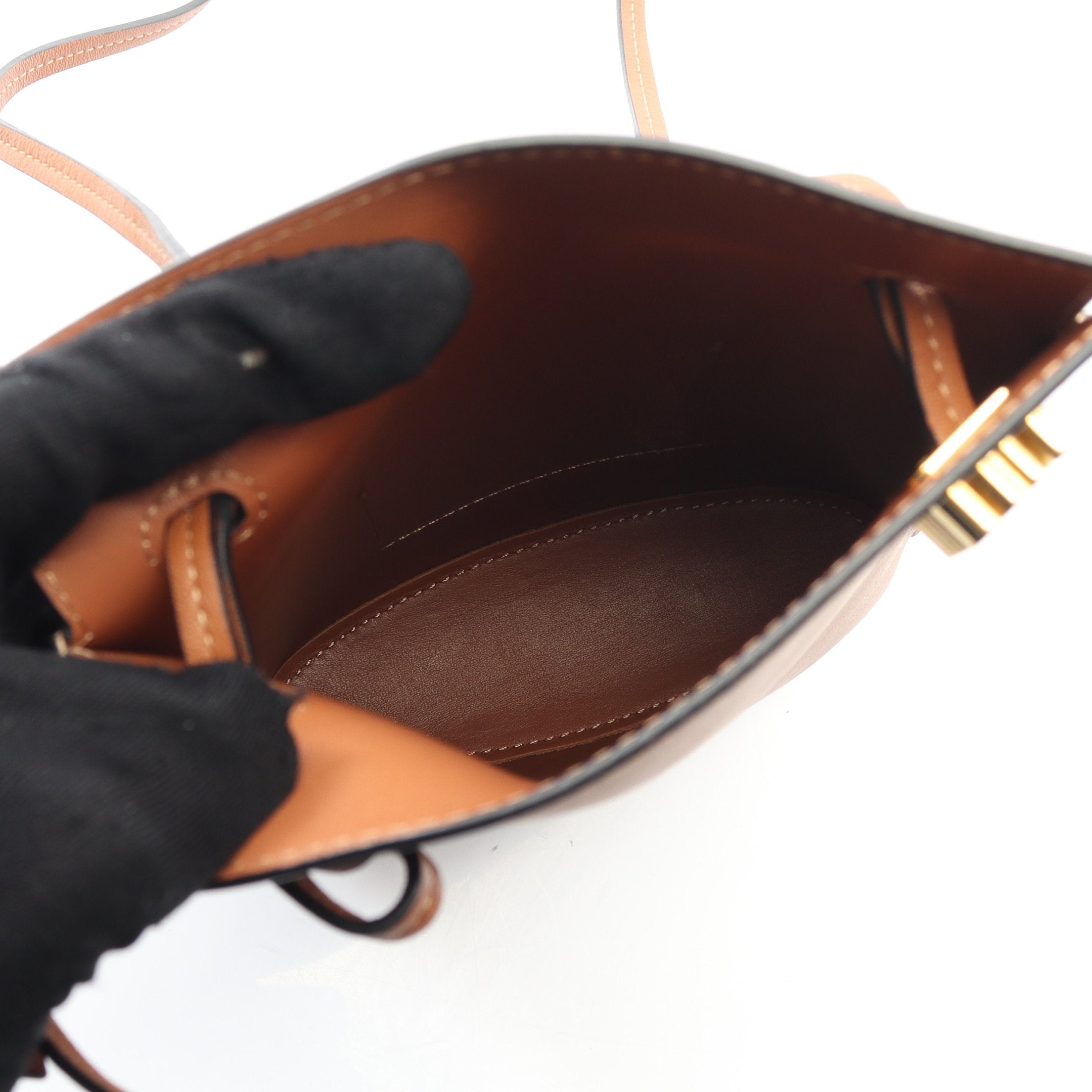 ダイスポケット ショルダーバッグ レザー ブラウン ロエベ – RECLO