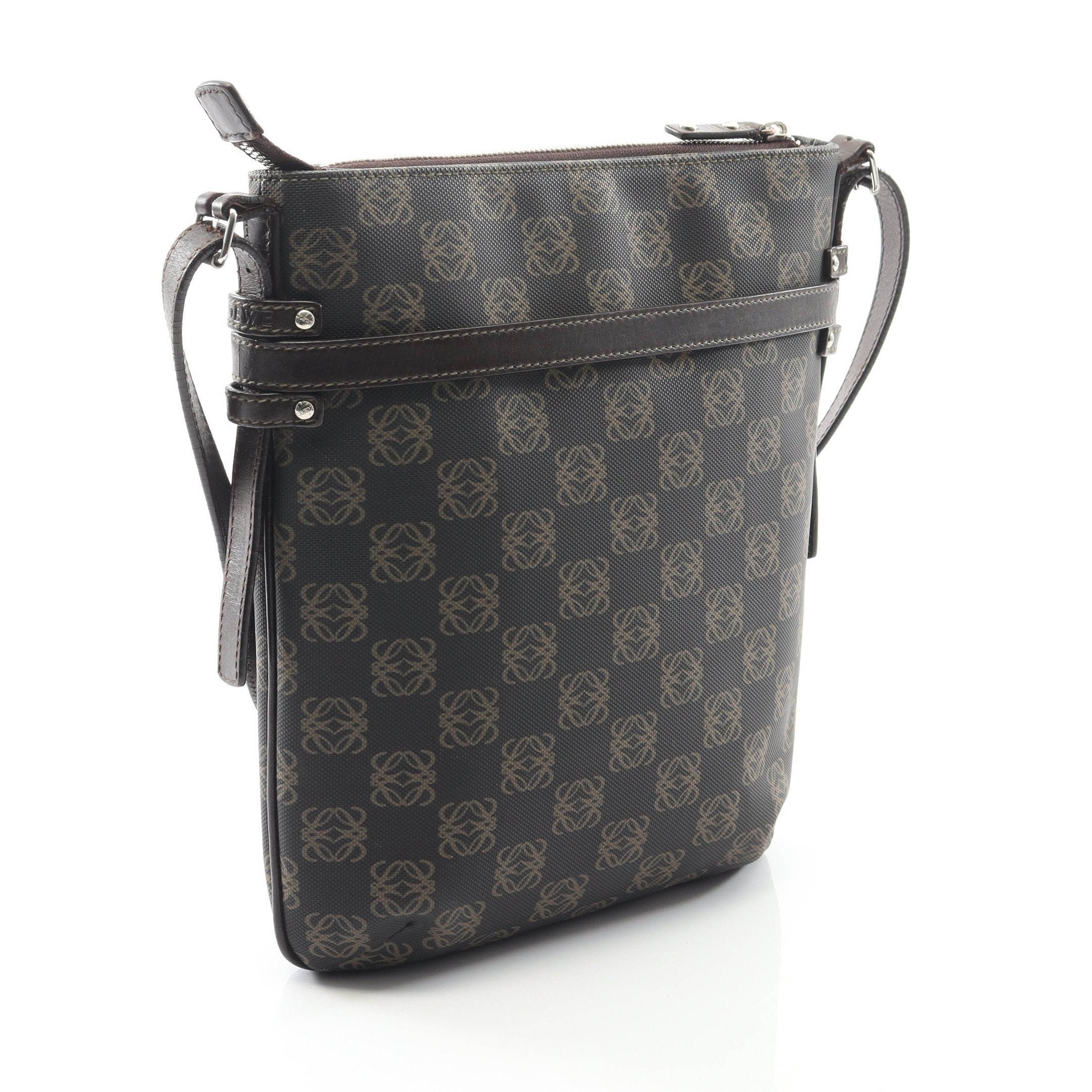 アナグラム ショルダーバッグ PVC レザー ブラック ダークブラウン