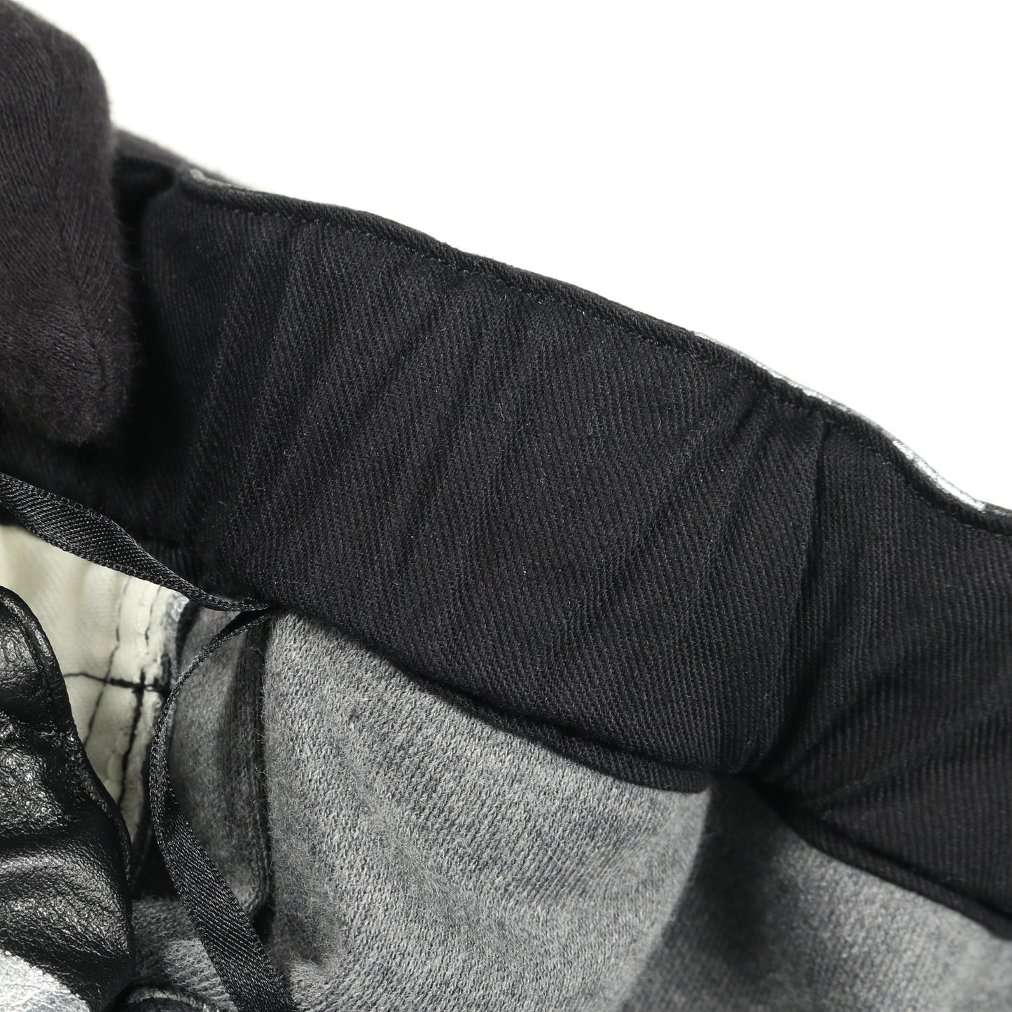スカート 総柄 ブラック シルバー フェイクレザー コムデギャルソン ボトムス Comme des Garcons