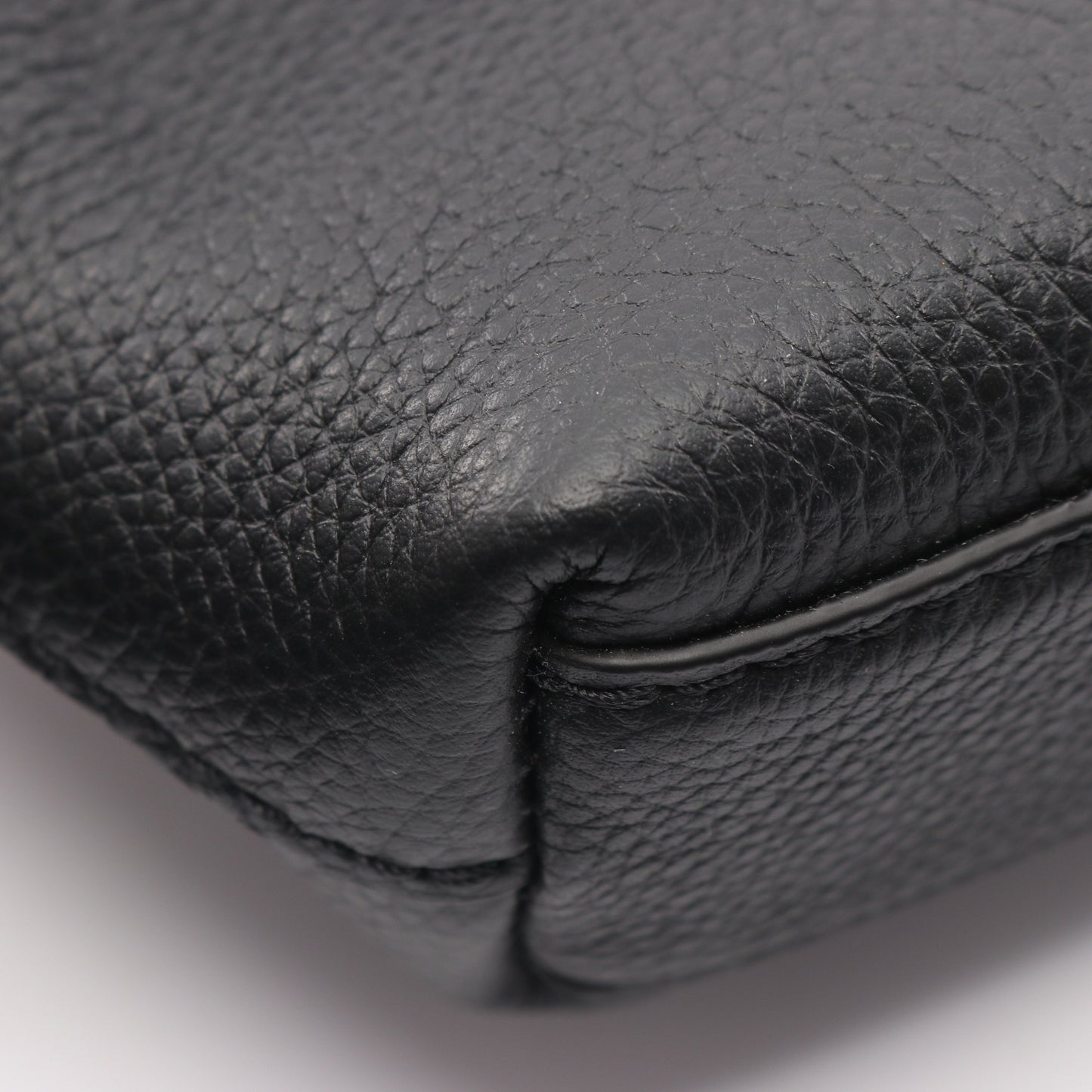 ジョルジュ クラッチバッグ レザー ブラック ルイヴィトン バッグ LOUIS VUITTON