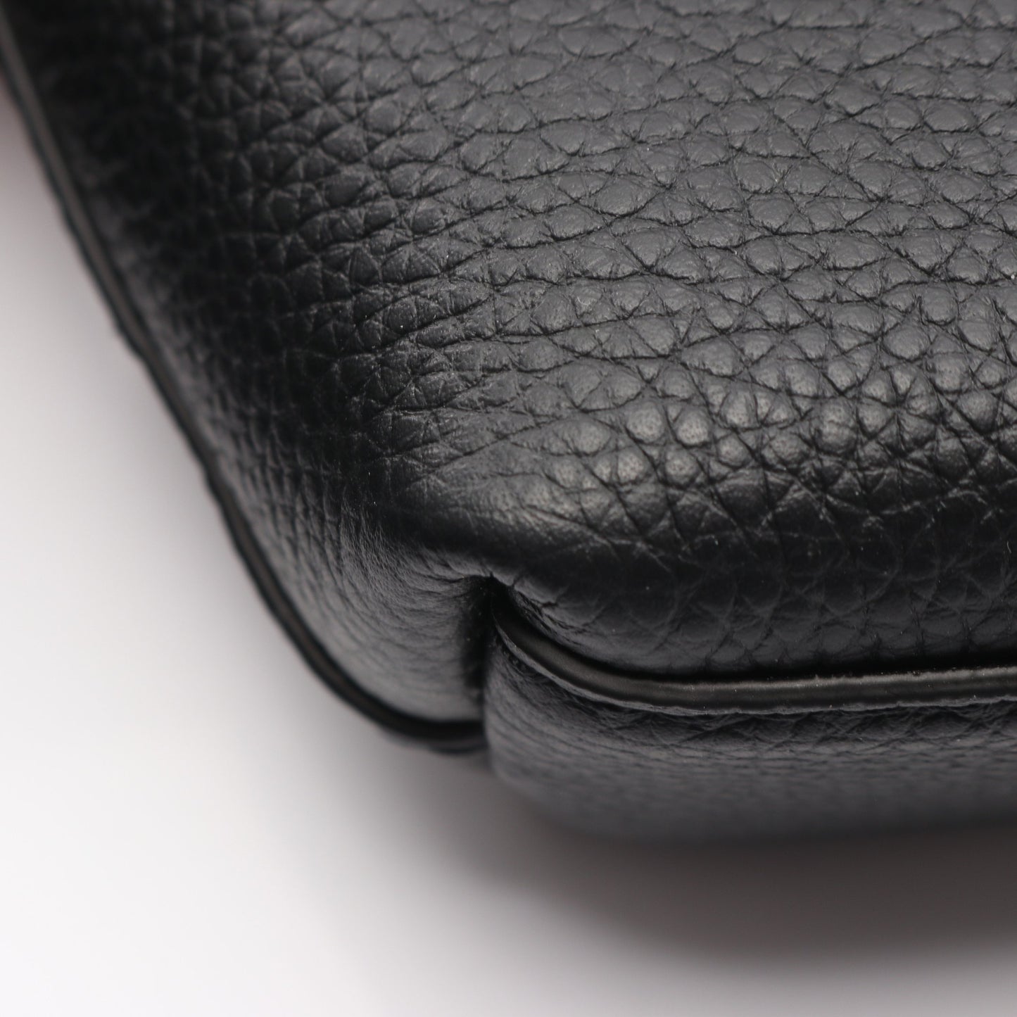 ジョルジュ クラッチバッグ レザー ブラック ルイヴィトン バッグ LOUIS VUITTON