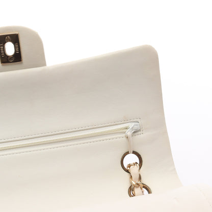 マトラッセ ダブルフラップ Wチェーンショルダーバッグ ラムスキン ホワイト ゴールド金具 シャネル バッグ CHANEL