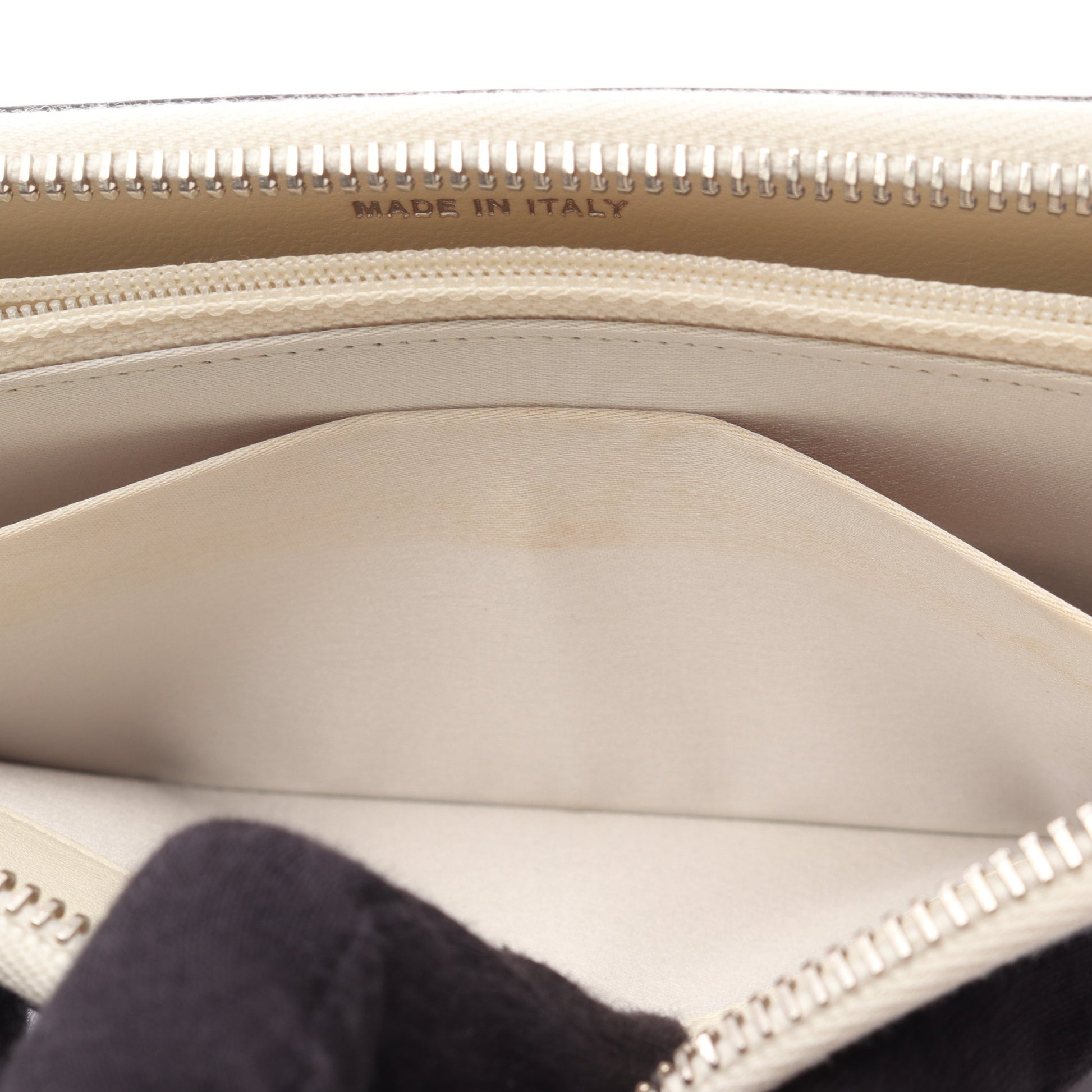 ココマーク ラウンドファスナー長財布 パンチング レザー ブラック ホワイト シルバー金具 シャネル 財布・小物 CHANEL