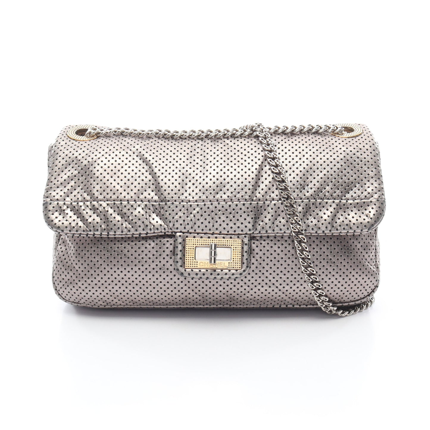 2.55 パンチング Wチェーンショルダーバッグ レザー シルバー コンビ金具 シャネル バッグ CHANEL