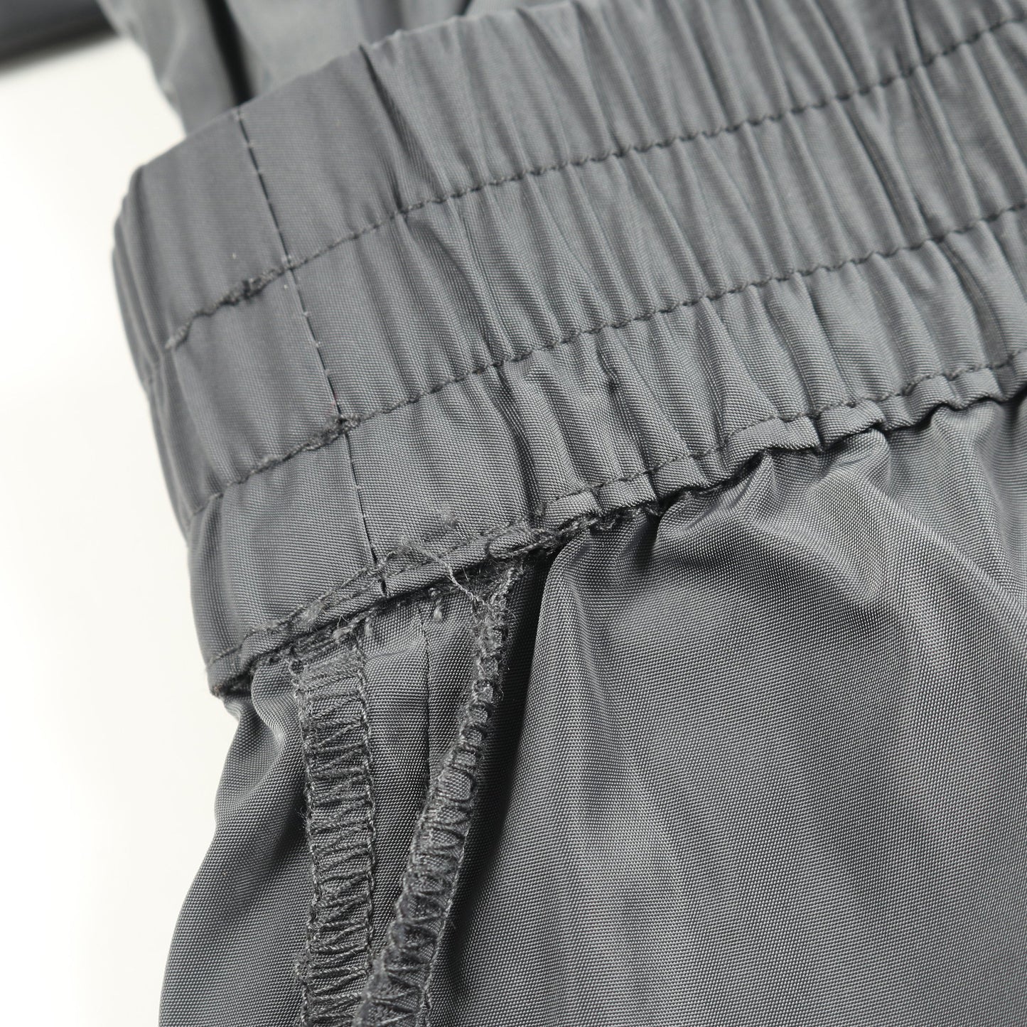 Track pants in techno fabric パンツ グレー ジョガーパンツ グレー ディースクエアード ボトムス DSQUARED2