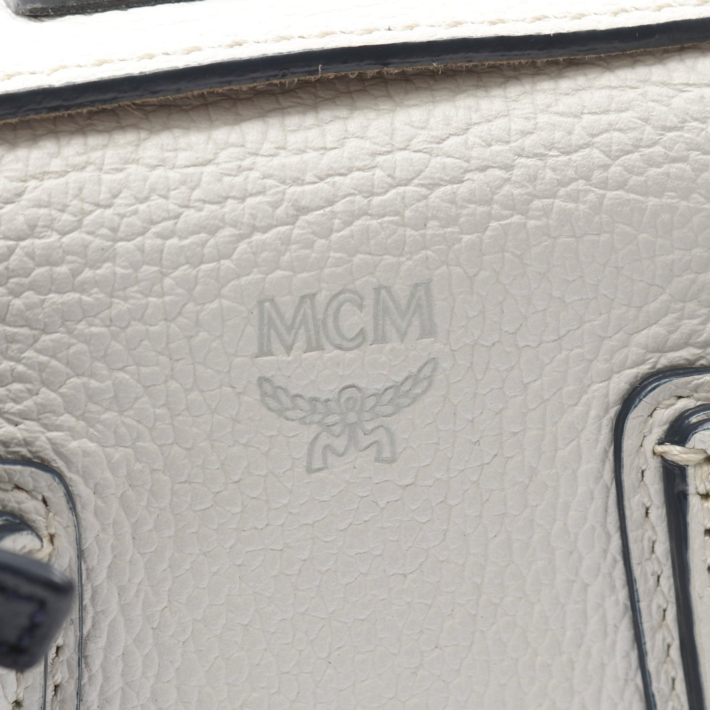 MILLA ミラ ハンドバッグ レザー ホワイト ネイビー 2WAY エムシーエム バッグ MCM