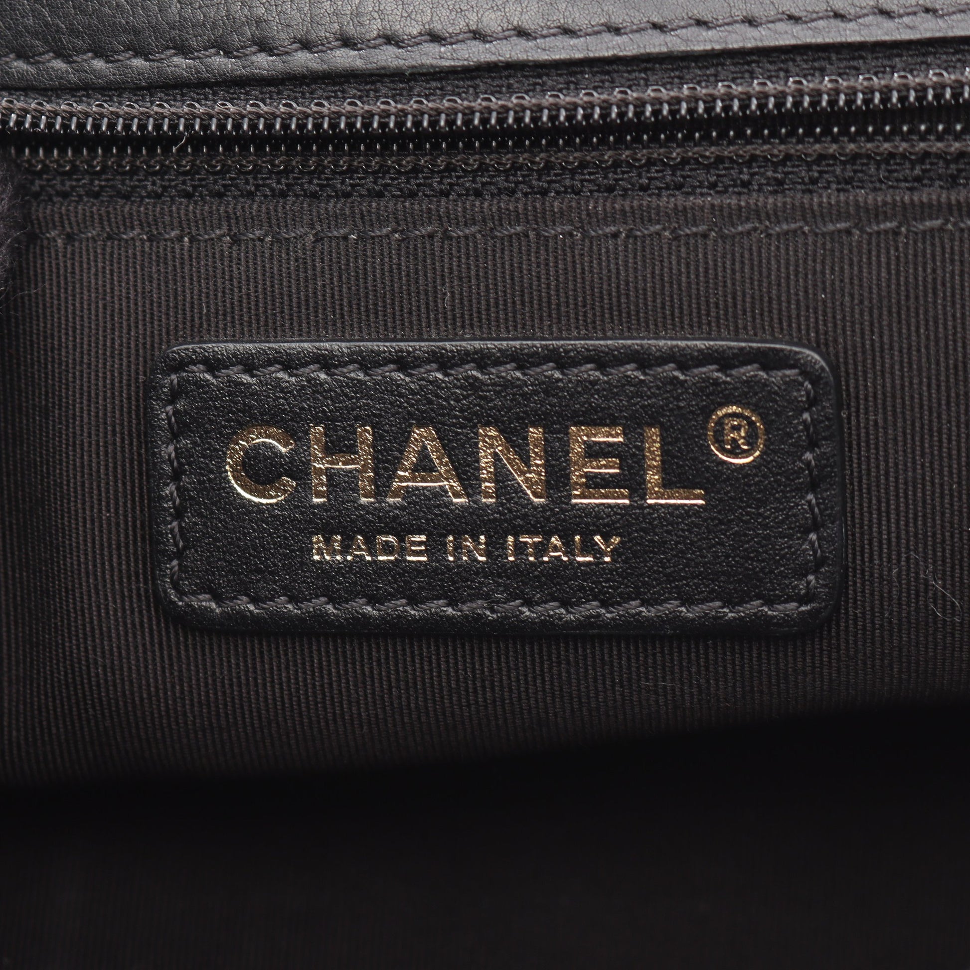 マトラッセ チェーンショルダーバッグ レザー ブラック ゴールド金具 シャネル バッグ CHANEL