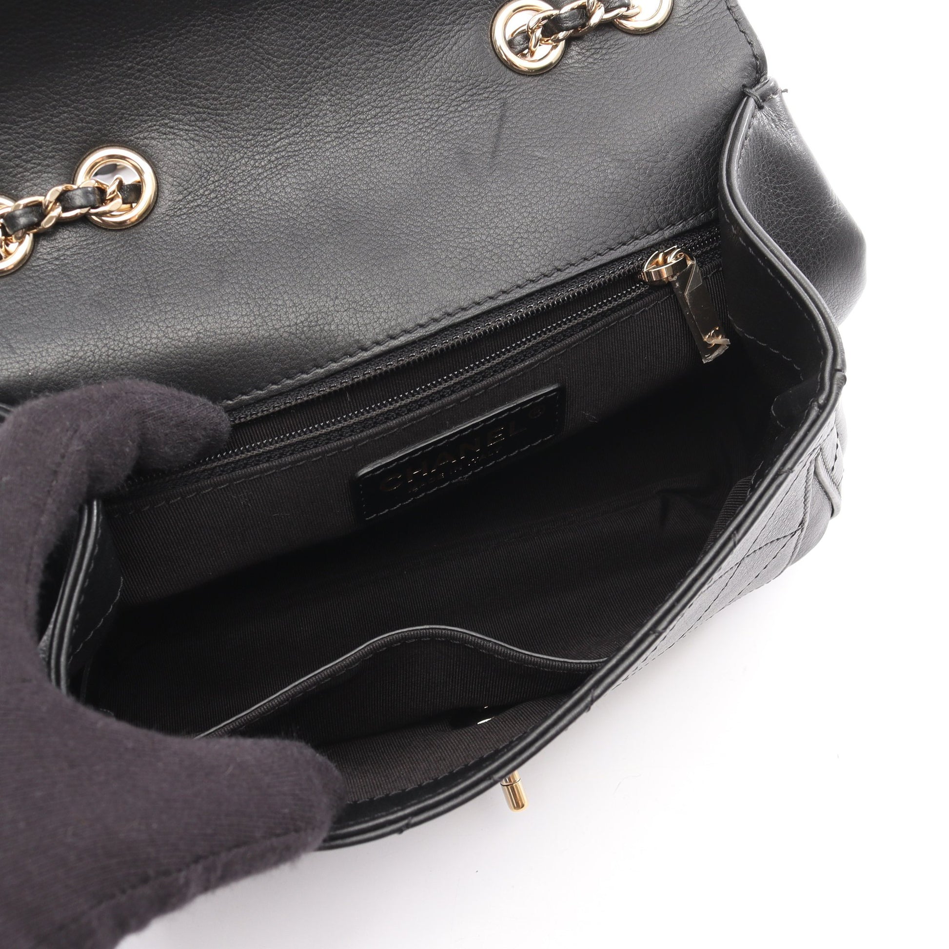 マトラッセ チェーンショルダーバッグ レザー ブラック ゴールド金具 シャネル バッグ CHANEL