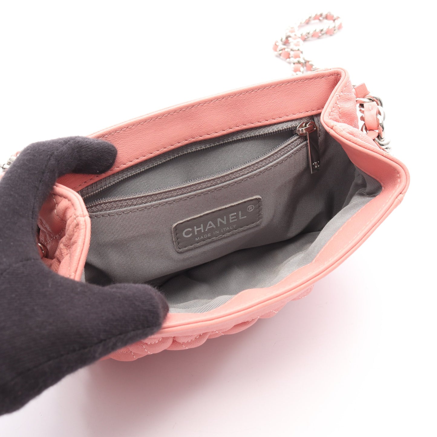 マトラッセ チェーンアラウンド チェーンショルダーバッグ レザー コーラルピンク シルバー金具 シャネル バッグ CHANEL