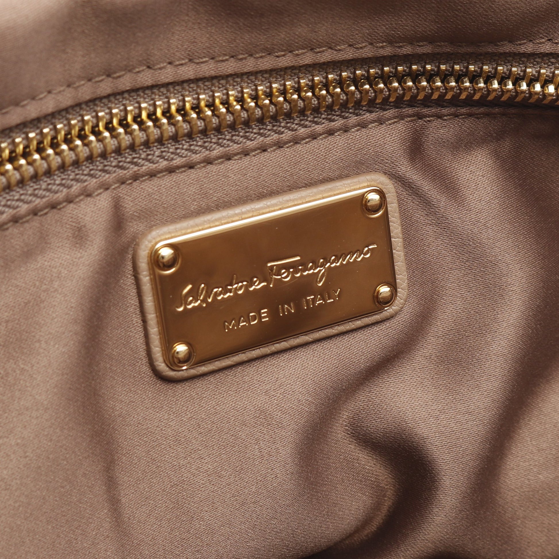 ガンチーニ ハンドバッグ トートバッグ レザー グレーブラウン 2WAY サルヴァトーレフェラガモ バッグ Salvatore Ferragamo