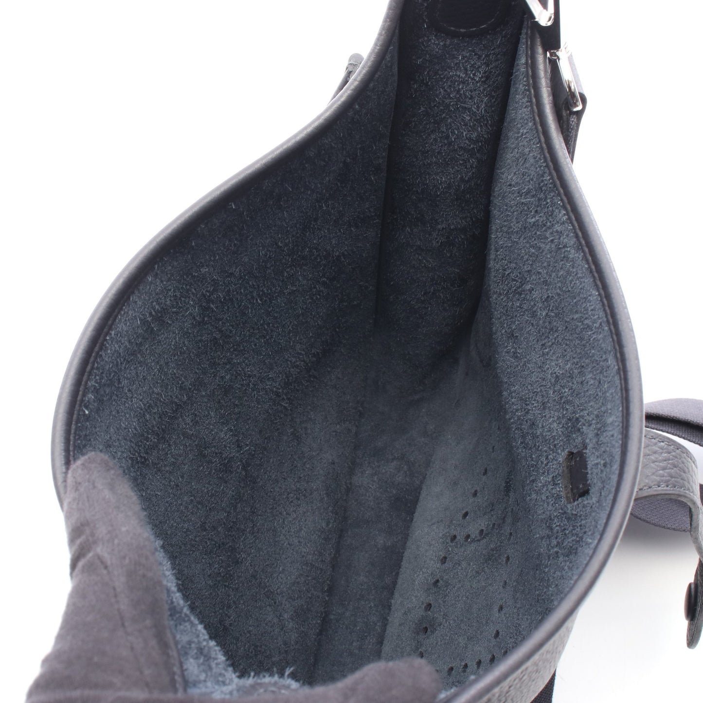 エヴリン 3 トロワ PM キャバン ショルダーバッグ トリヨンクレマンス ダークネイビー シルバー金具 W刻印 エルメス バッグ HERMES
