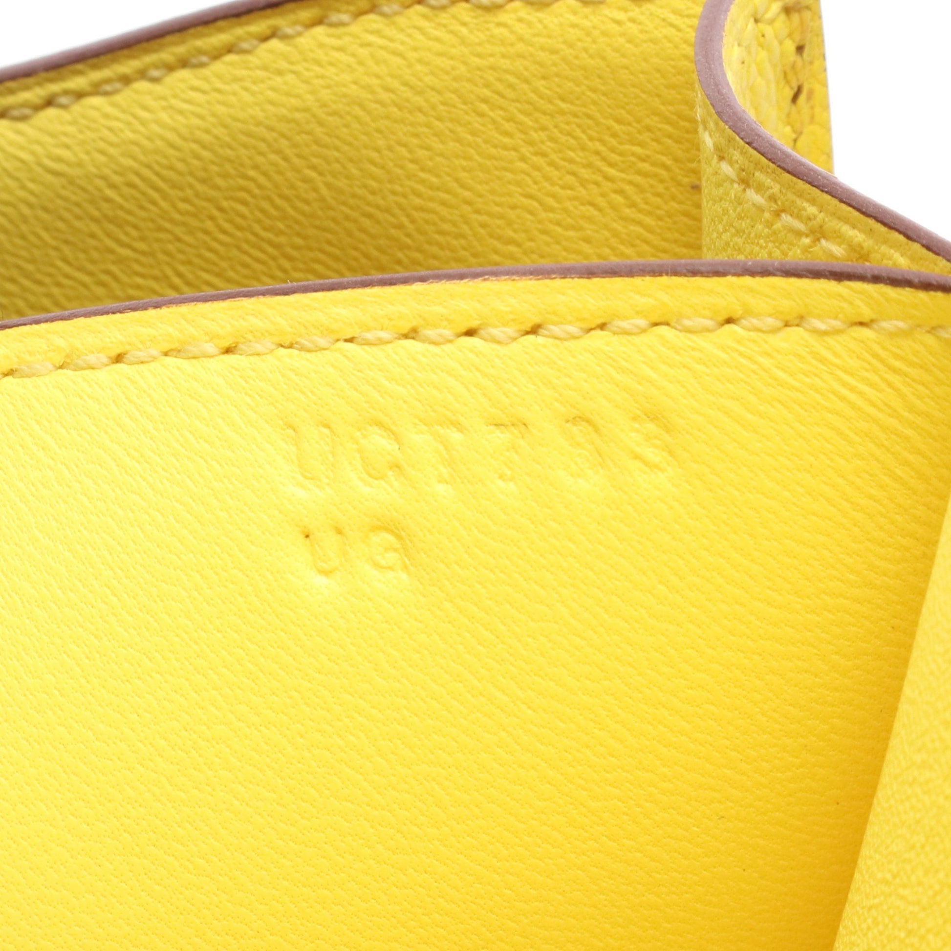 コンスタンス3 ミニ ジョーヌナプル ショルダーバッグ シェーブル イエロー シルバー金具 U刻印 エルメス バッグ HERMES