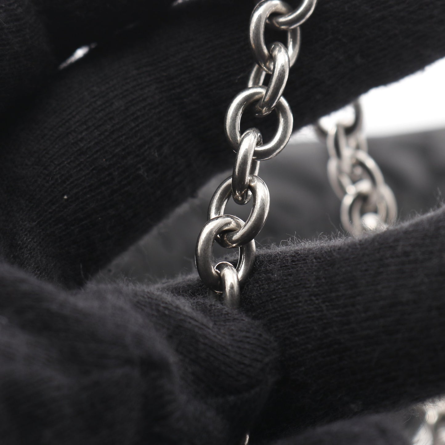 Re-Edition 2005 チェーンショルダーバッグ ギャザー ナイロン レザー ブラック 2WAY プラダ バッグ PRADA