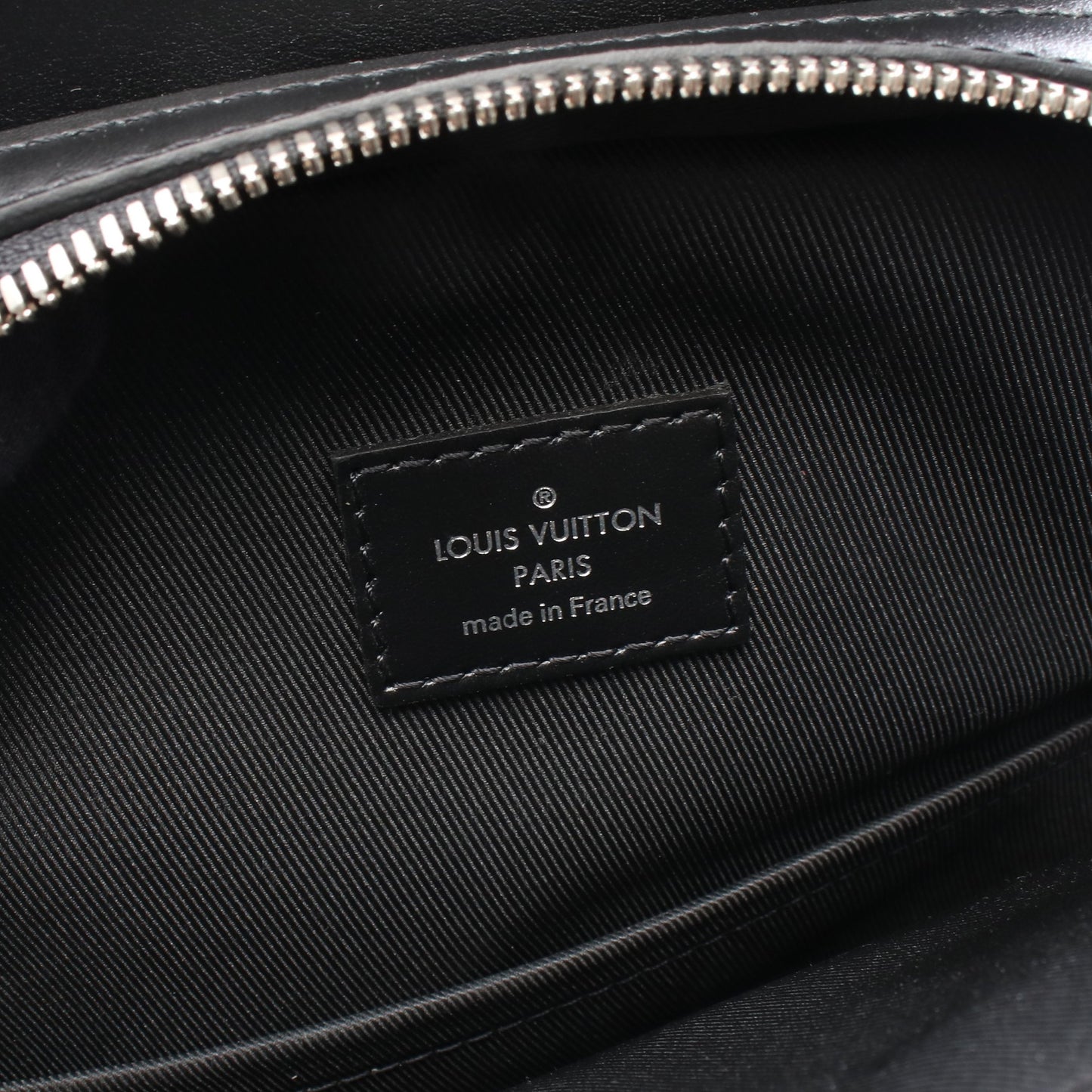 アヴェニュー スリングバッグ モノグラムマカサー ボディバッグ PVC レザー ブラウン ブラック ルイヴィトン バッグ LOUIS VUITTON