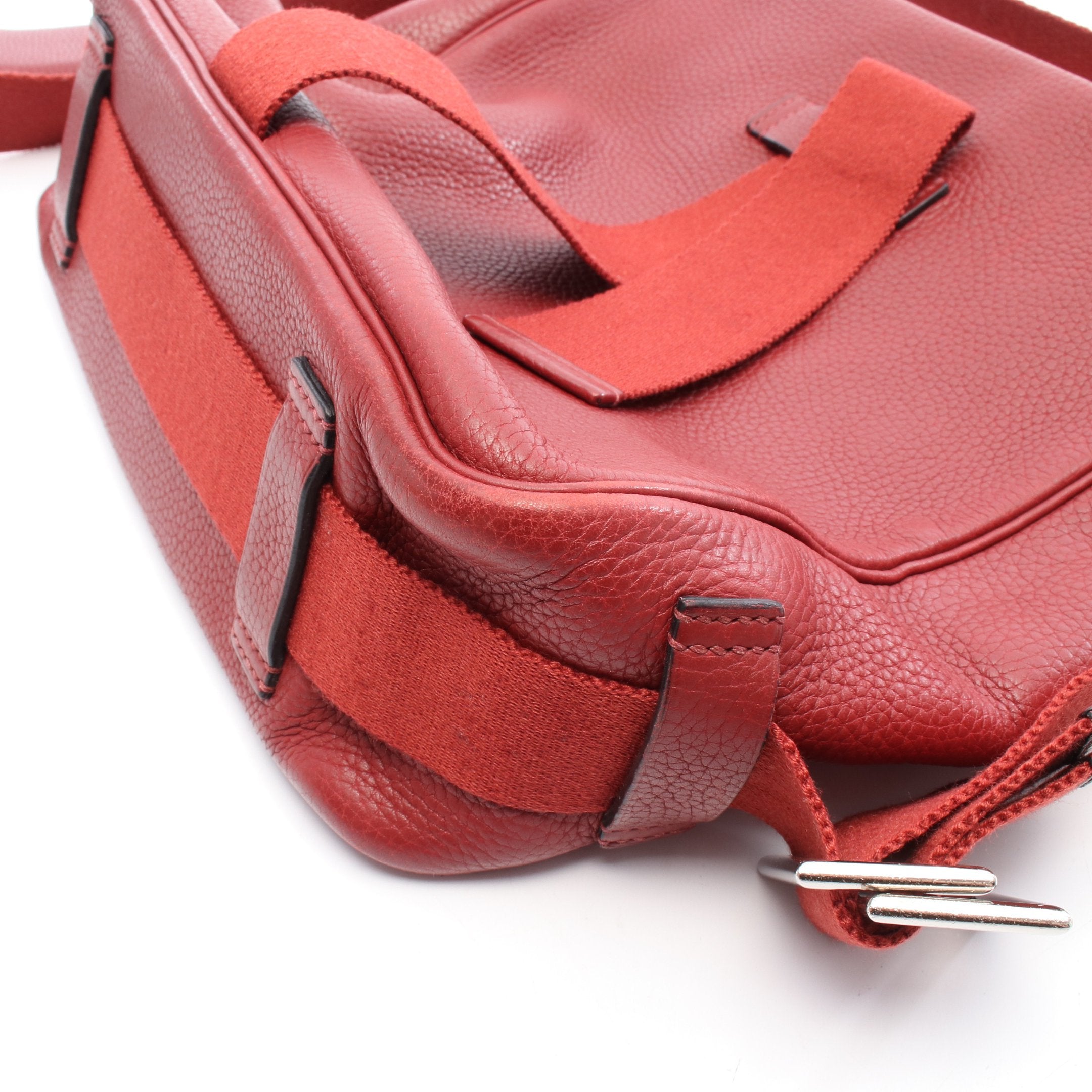 チベット バーティカルMM ルージュガランス ショルダーバッグ トリヨン