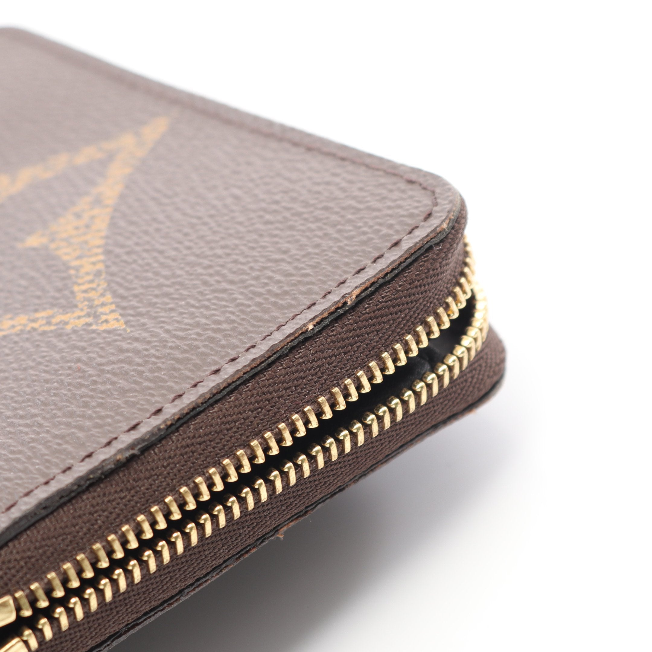 ジッピーコインパース モノグラムジャイアント コインケース PVC